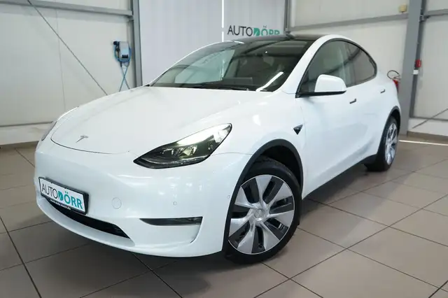 Tesla Model Y Long Range Dual AWD 1.Hd+Autopilot+VAT