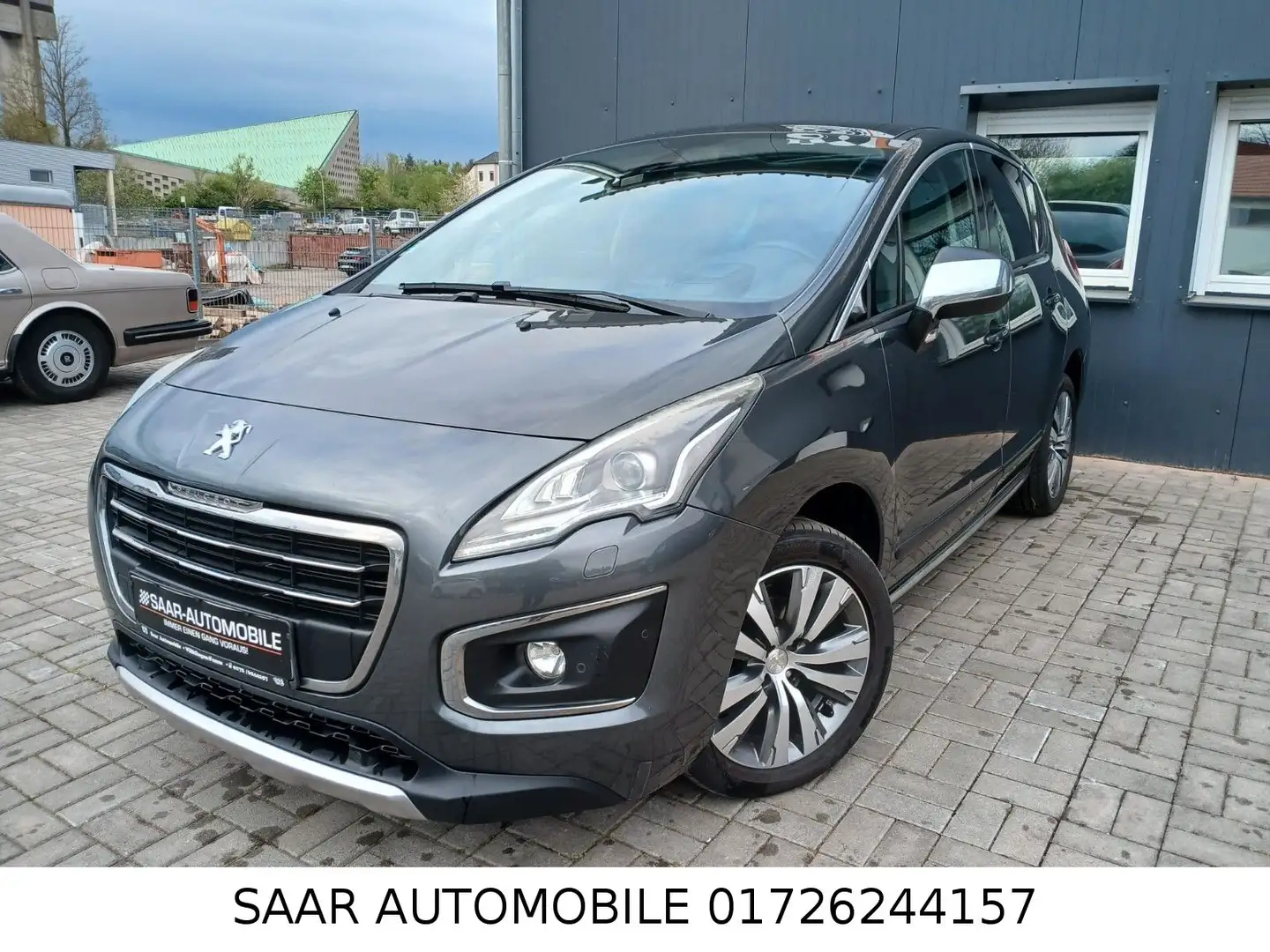 Peugeot 3008 Allure 1.6HDI AUTOM./XEN./PANO./NAVI/LEDER Grigio - 1