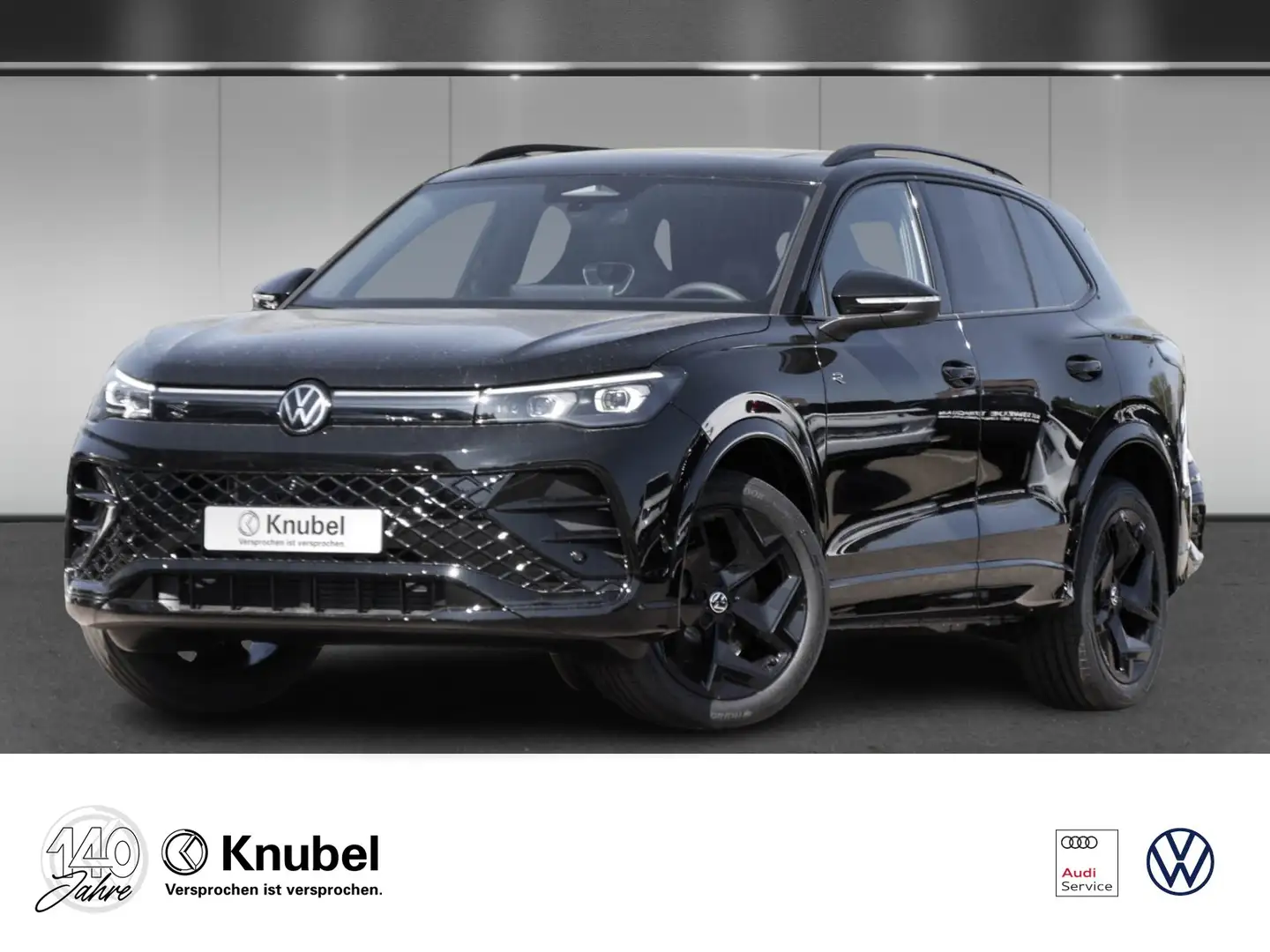 Volkswagen Tiguan R-Line 2.0 TDI DSG Pano Trailer/TravelAss. IQ.L... Zwart - 1