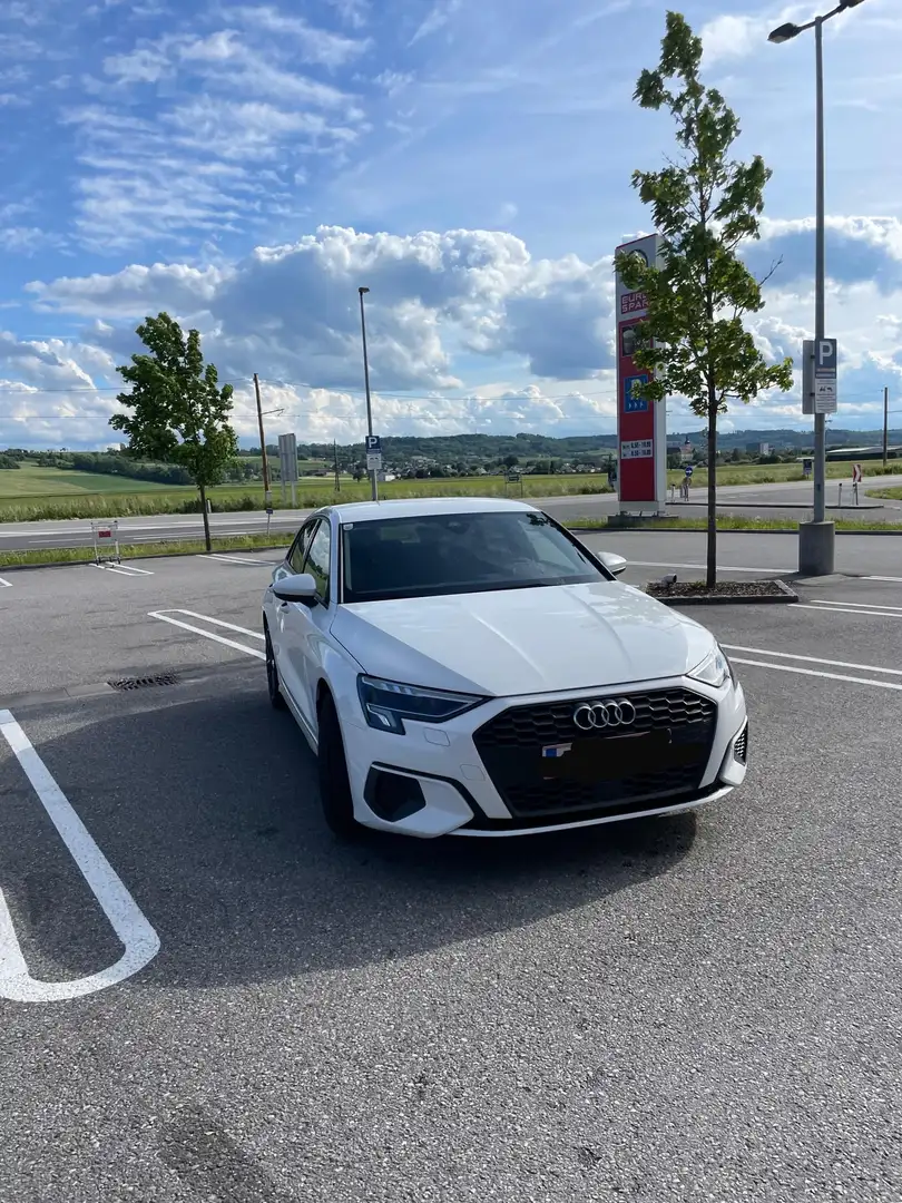 Audi A3 SB 30 TFSI Weiß - 1