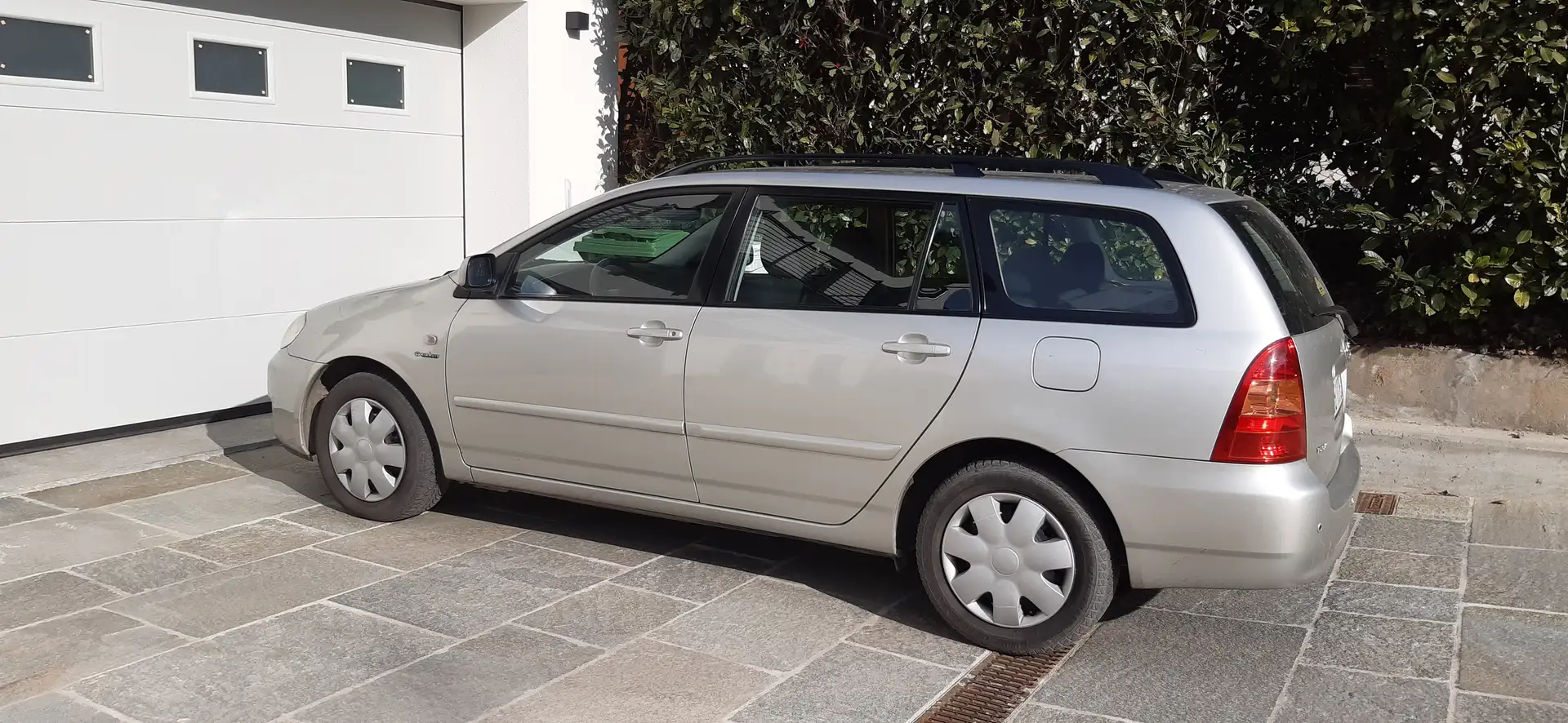 Toyota Corolla Corolla 5p 2.0 d-4d c/esp 116cv Grigio - 2