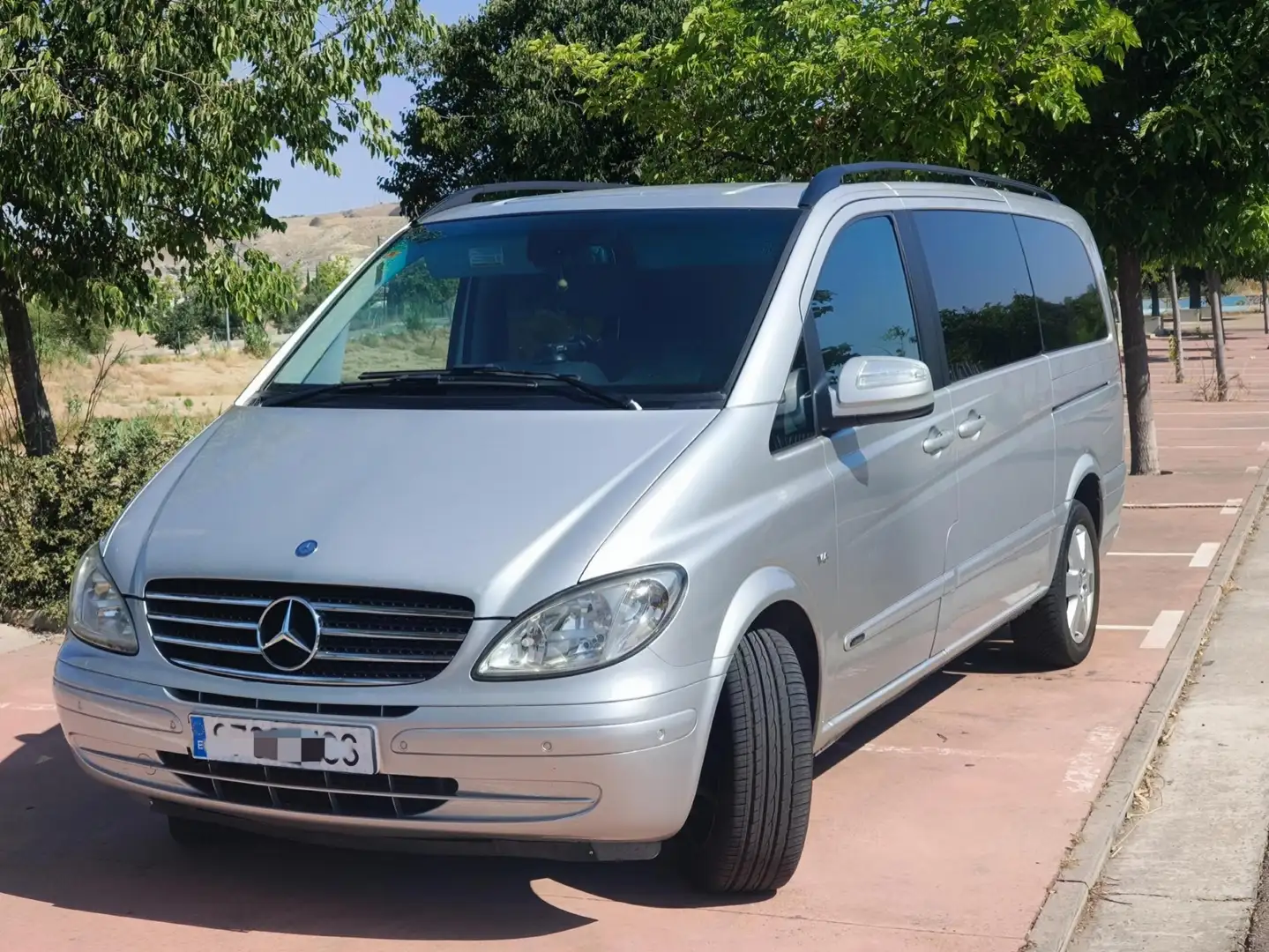 Mercedes-Benz Viano 3.0CDI Trend Larga Aut. - 2