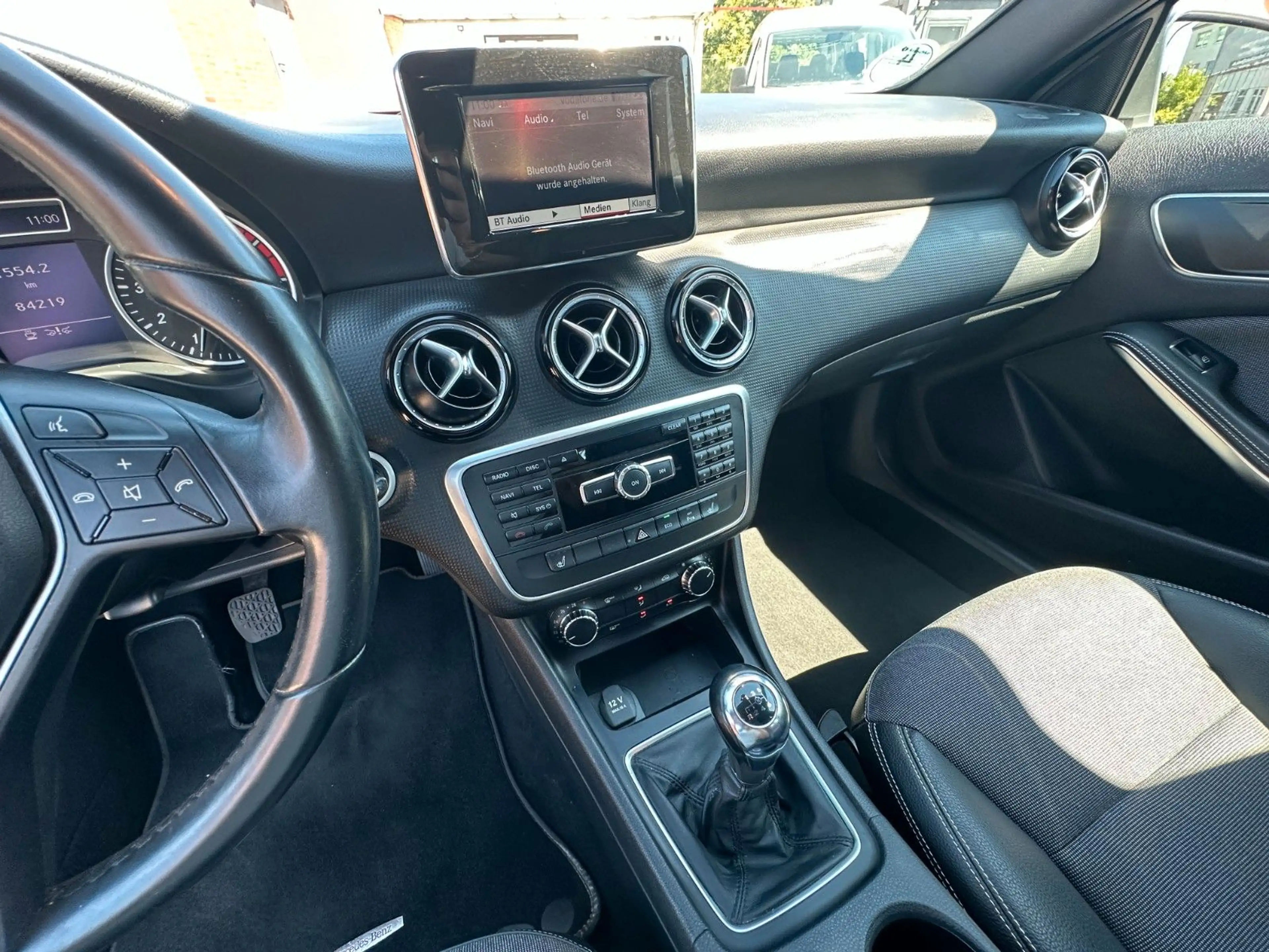 Mercedes-Benz A 180 BlueEfficiency Style*NAVI*PDC*SHZ* — photo 11