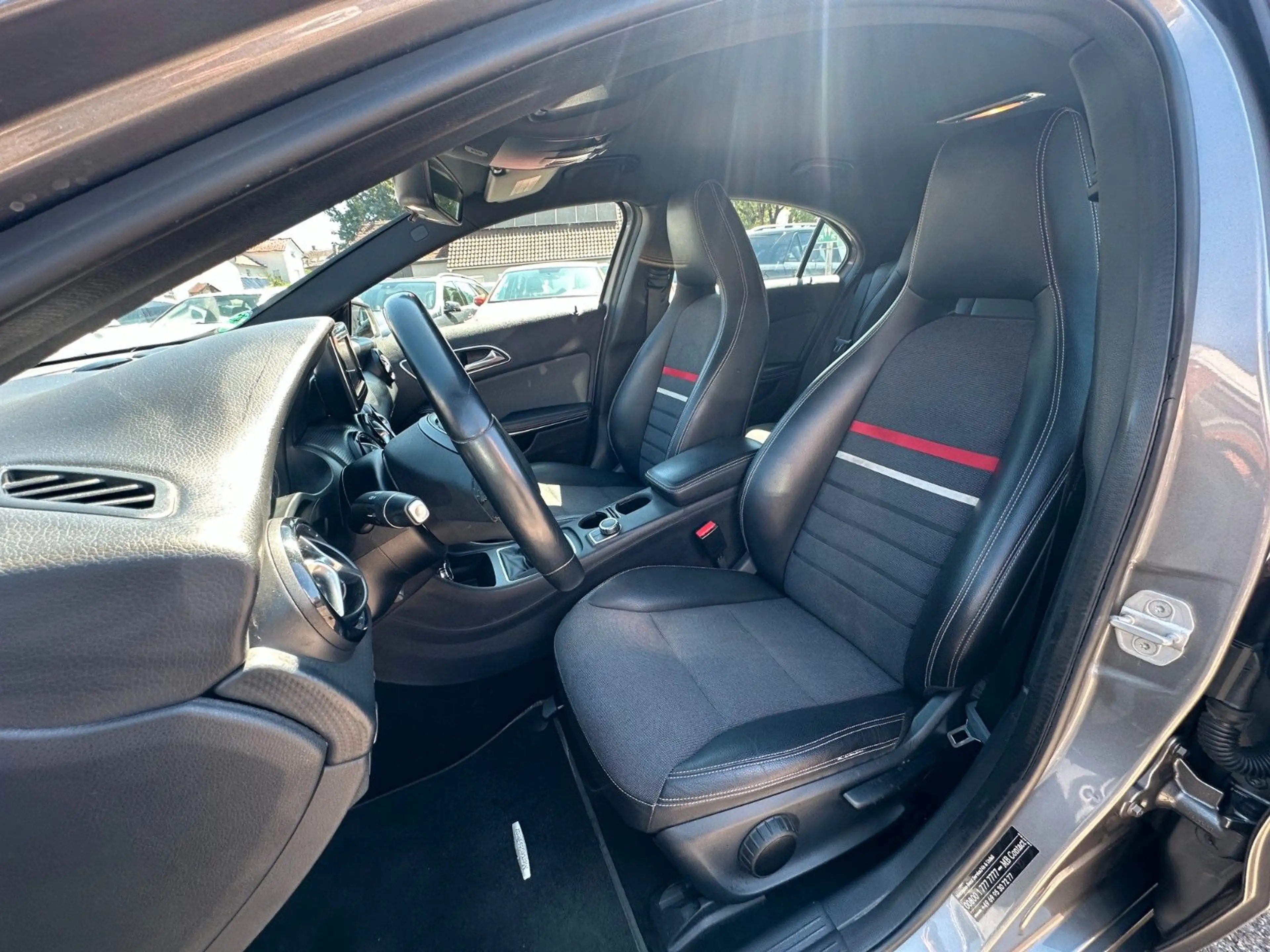 Mercedes-Benz A 180 BlueEfficiency Style*NAVI*PDC*SHZ* — photo 10
