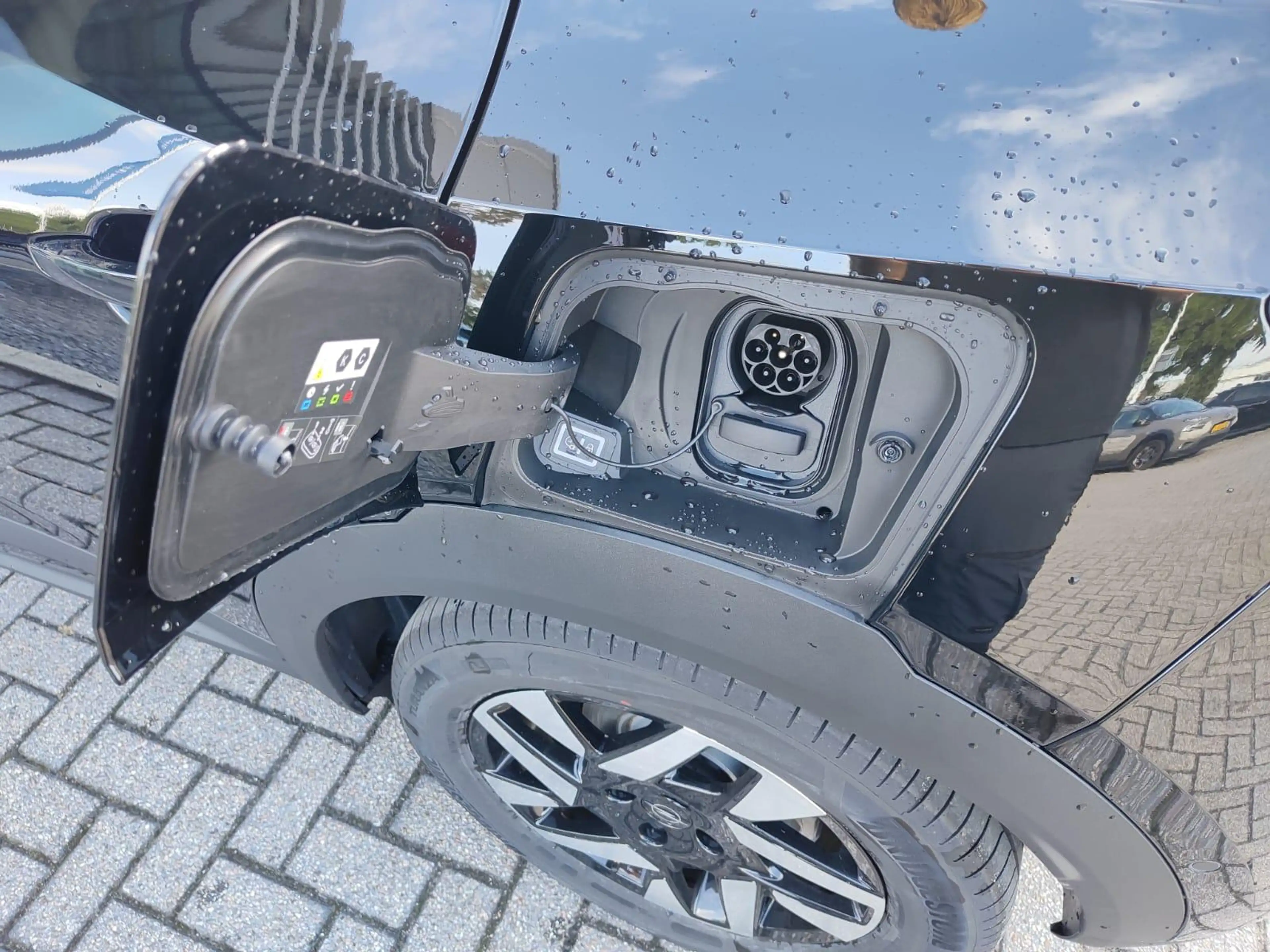Opel Mokka-E Electric Business Edition 54 kWh — photo 10
