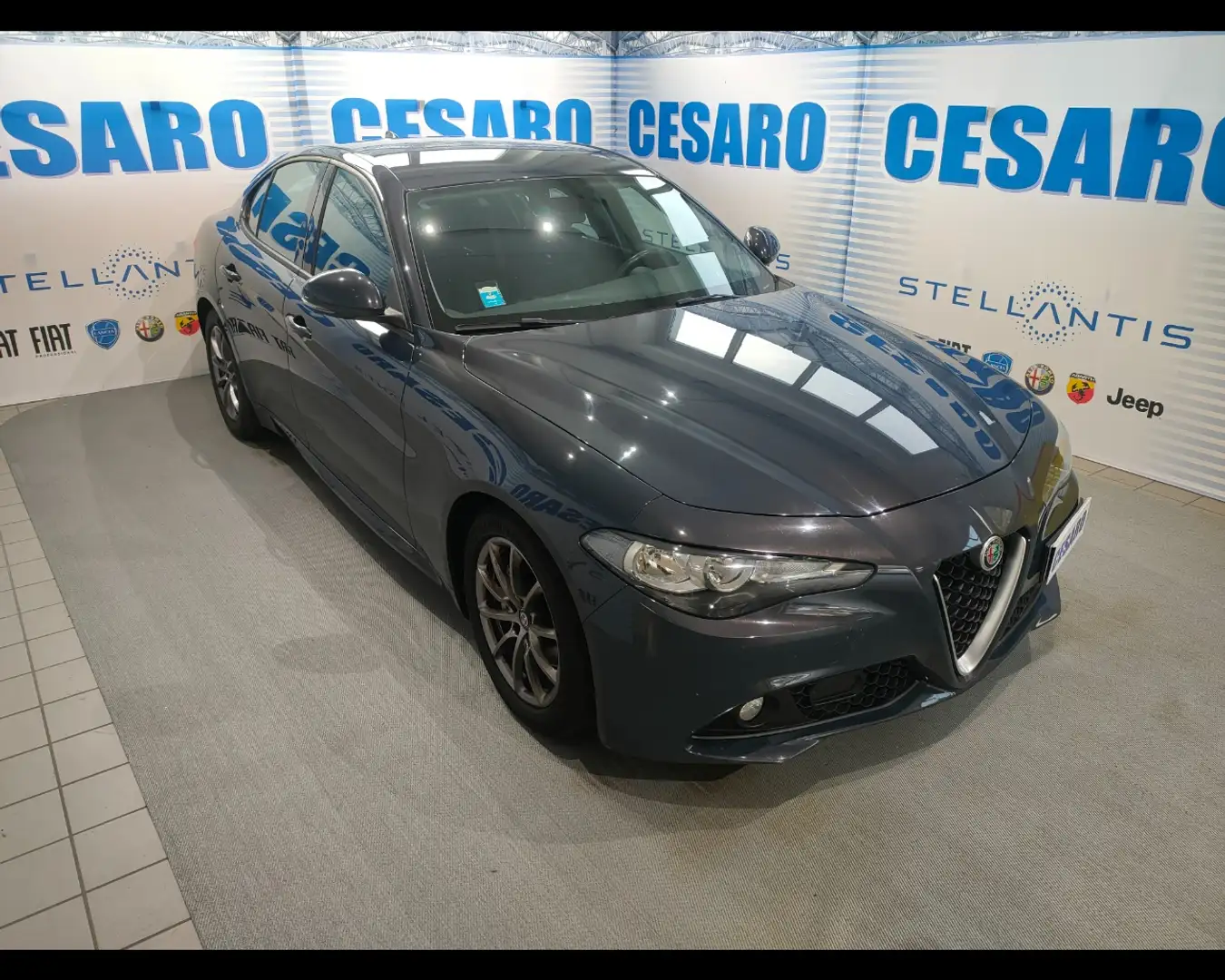 Alfa Romeo Giulia Berlina 2.2 Turbo Super Grigio - 1