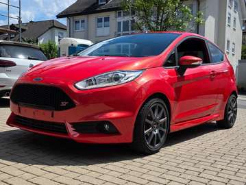 Fiesta 1.6 EcoBoost mit Leder-Sport-Paket ST