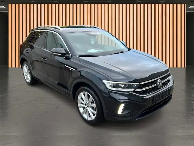 Volkswagen T-Roc view 23