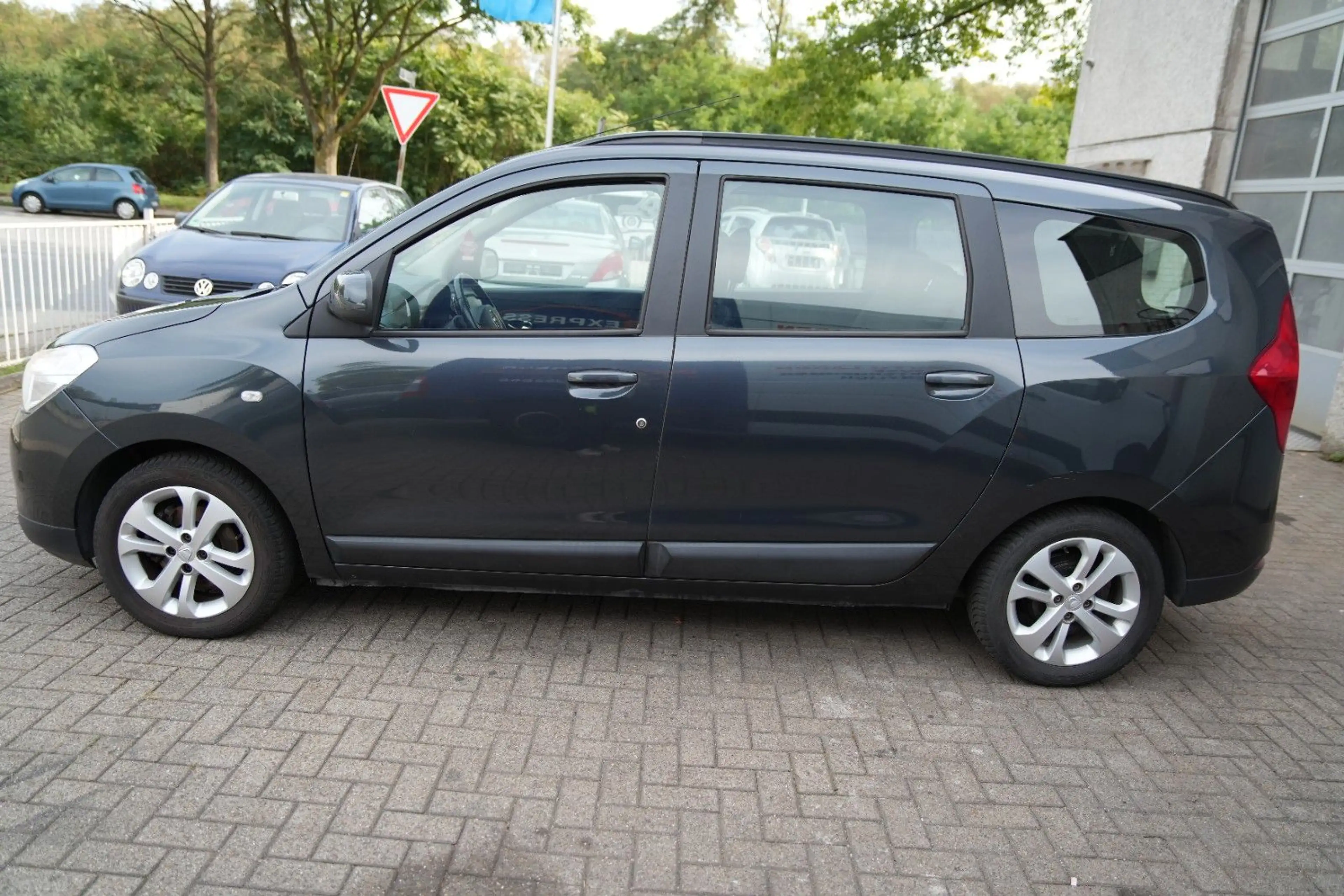 Dacia Lodgy Prestige*Steuerkette Neu*Tüv Neu — photo 4