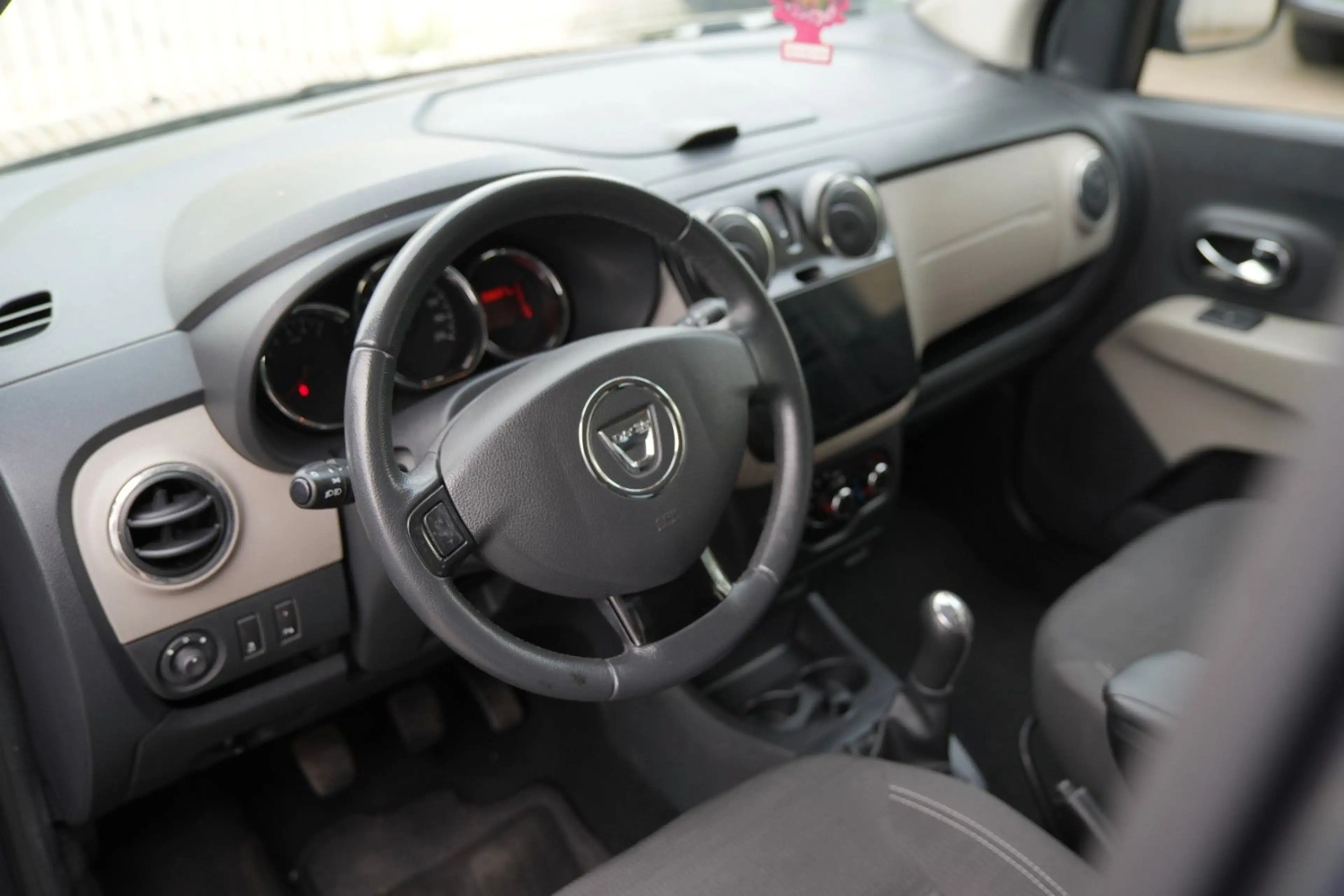 Dacia Lodgy Prestige*Steuerkette Neu*Tüv Neu — photo 14