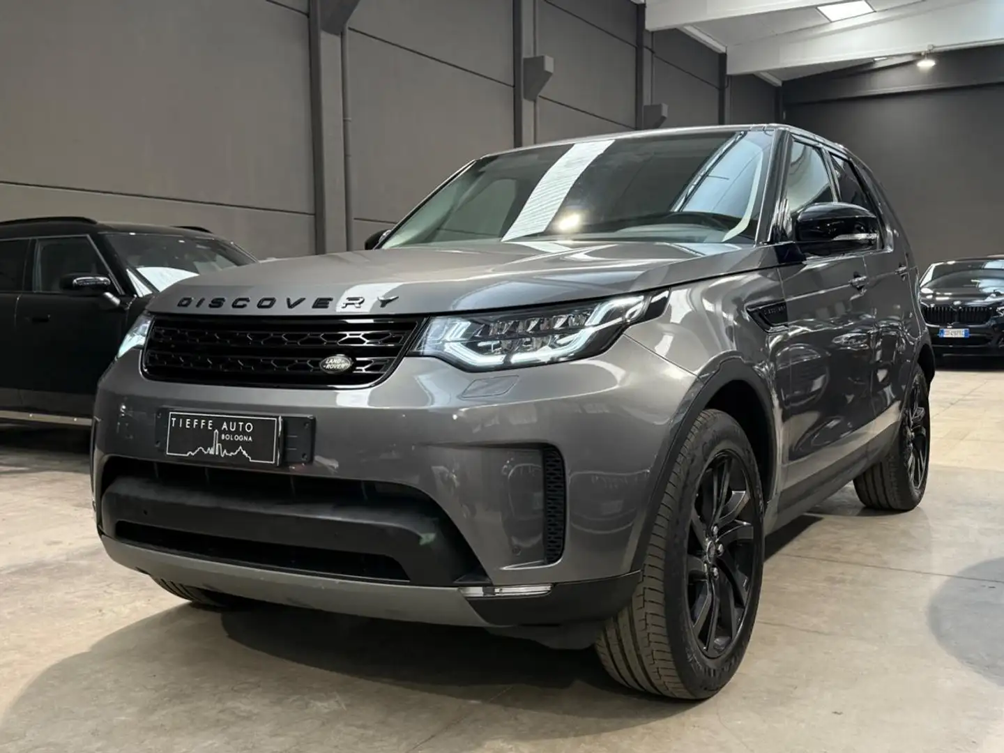 Land Rover Discovery 3.0 TD6 249 CV HSE Grigio - 1