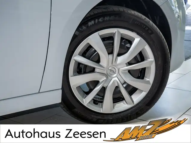 Opel Corsa view 5