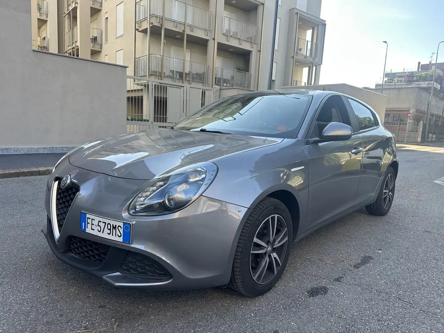 Alfa Romeo Giulietta 1.6 jtdm  120cv - solo x operatori del settore - 1