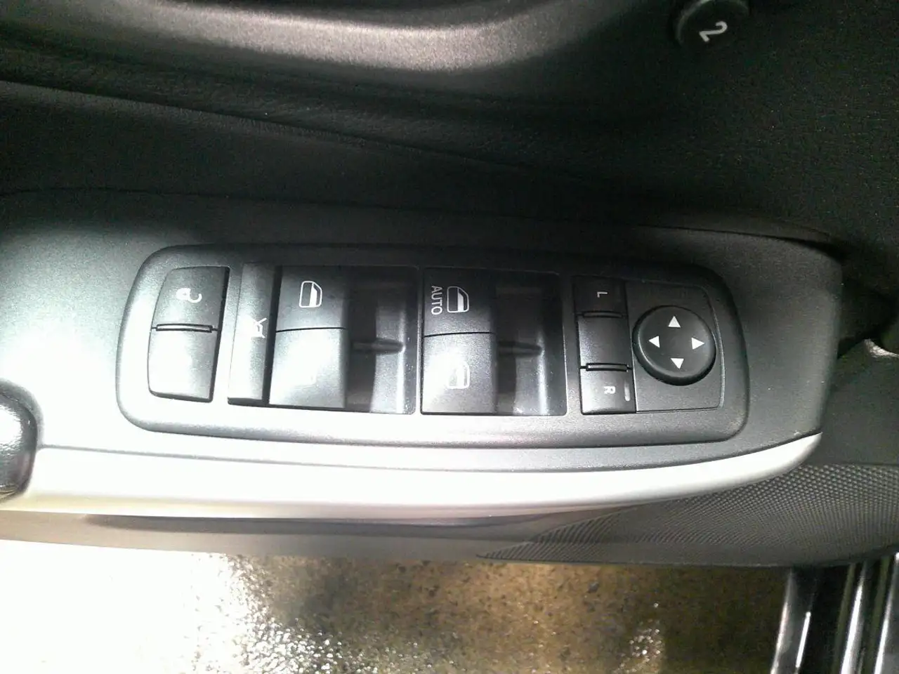 Jeep Cherokee снимка Jeep Cherokee
