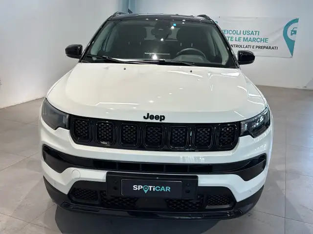 Jeep Compass view 2