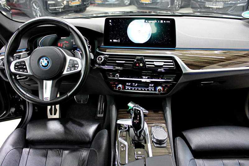 BMW 545 e xDrive,HUD,Kamera,H&K,Komfort,Laser — photo 7
