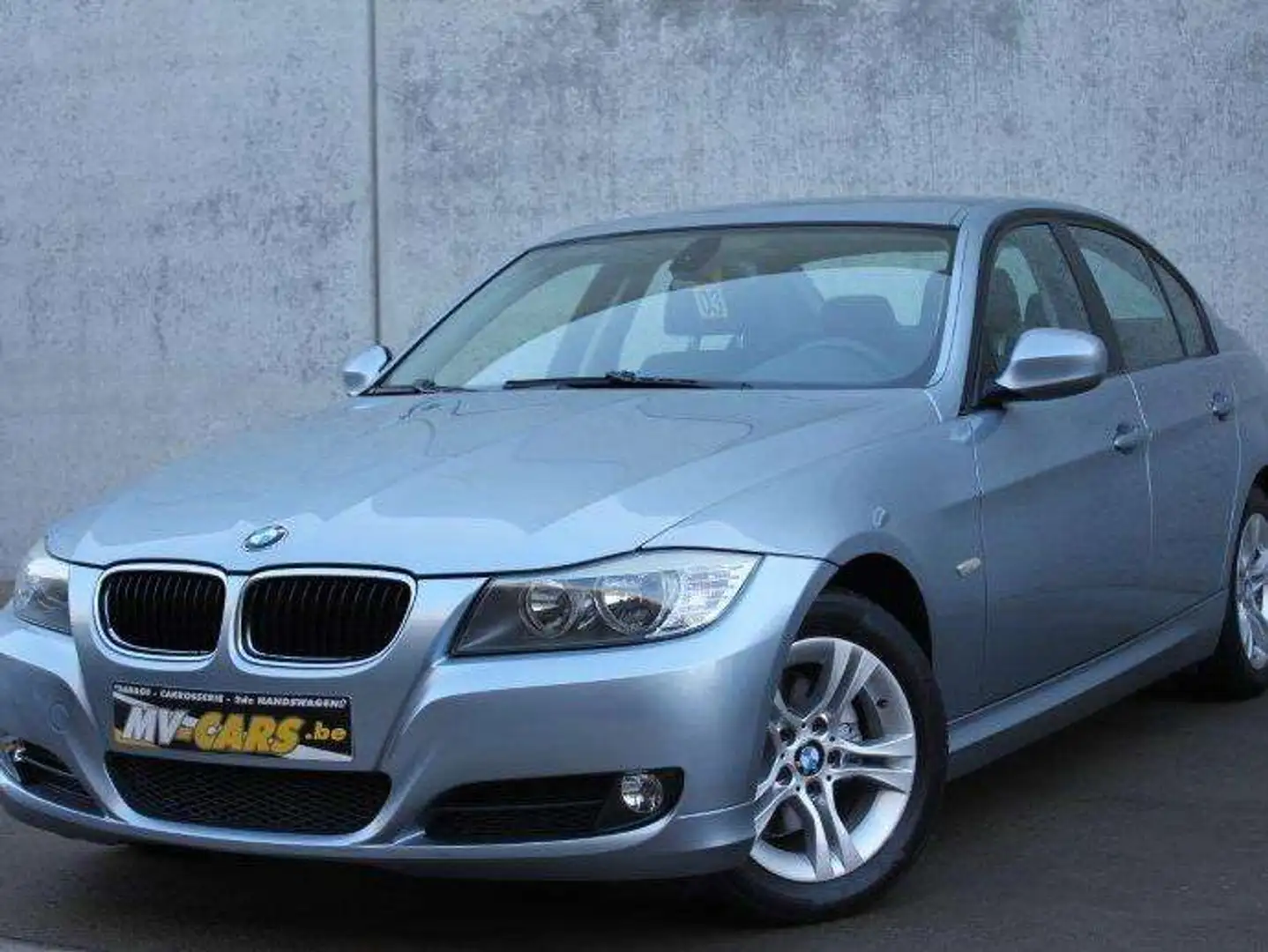 BMW 318 BMW 318i/Berline/Pdc/Zetelv./Cruise control Argent - 2