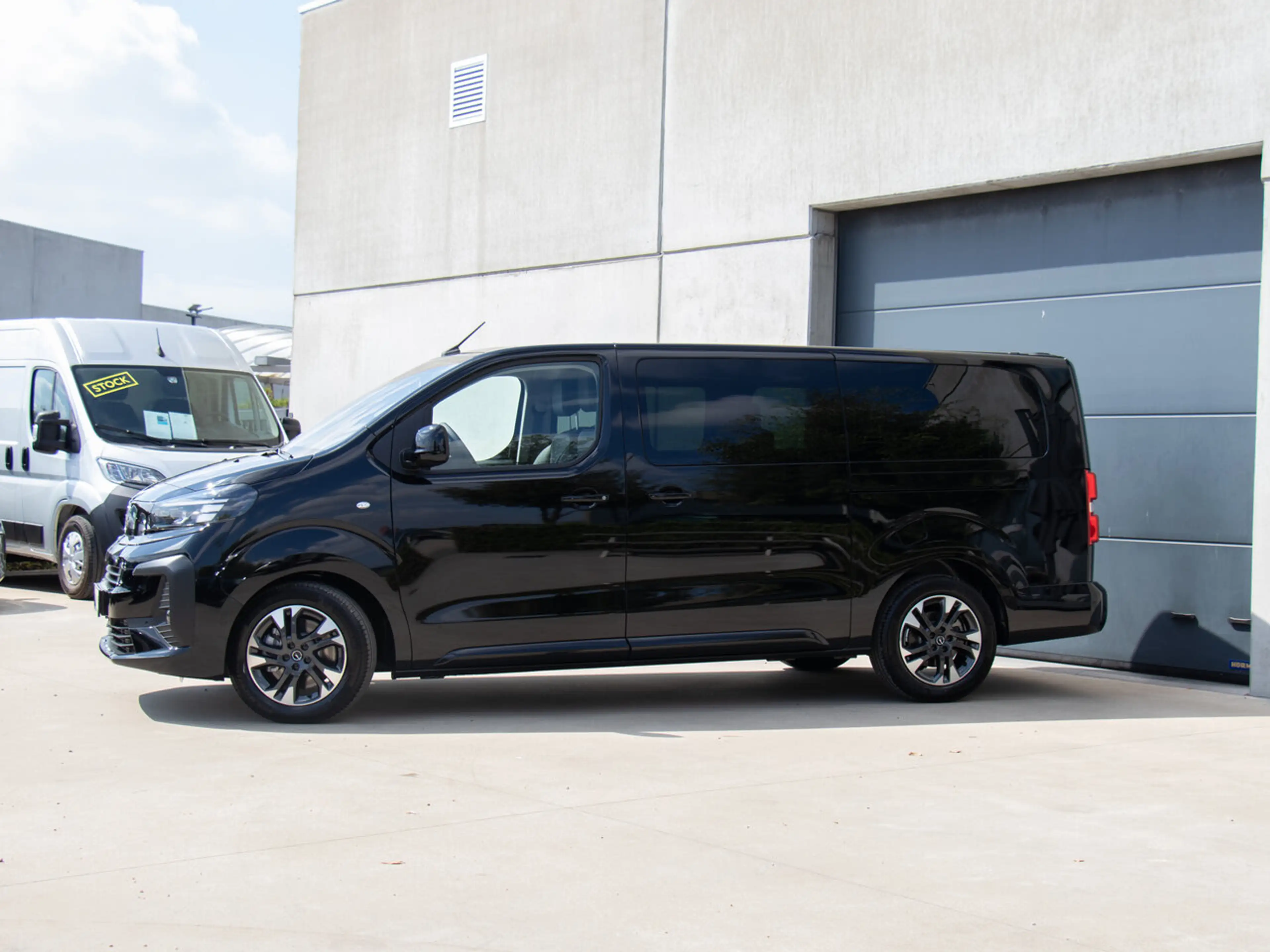 Opel Zafira Life XL 2.2 AT8 180PK GS CAMERA|NAVI|KEYLESS|LEDER — photo 2