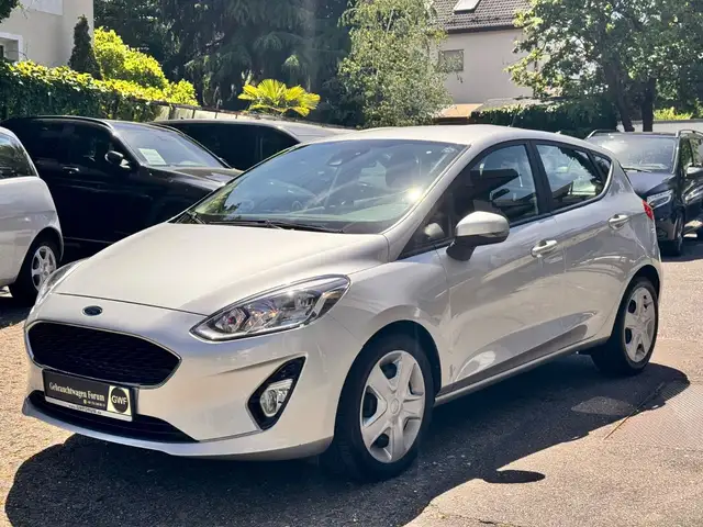 Ford Fiesta C&C NAVI / Temp. / Spurhalteass. / PTS