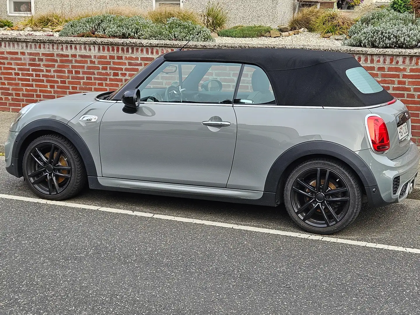 MINI Cooper S Cabrio Mini Cooper S Cabrio Aut. Grau - 1