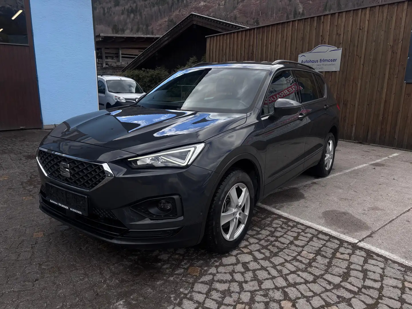 SEAT Tarraco Style 4Drive Grau - 2