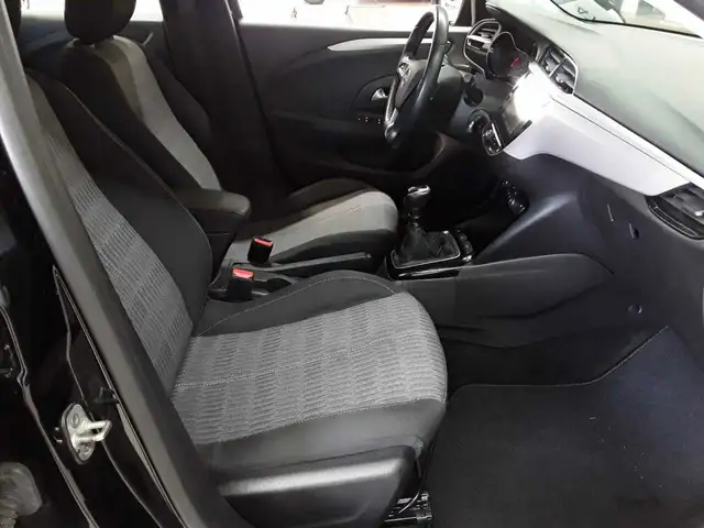 Opel Corsa view 8