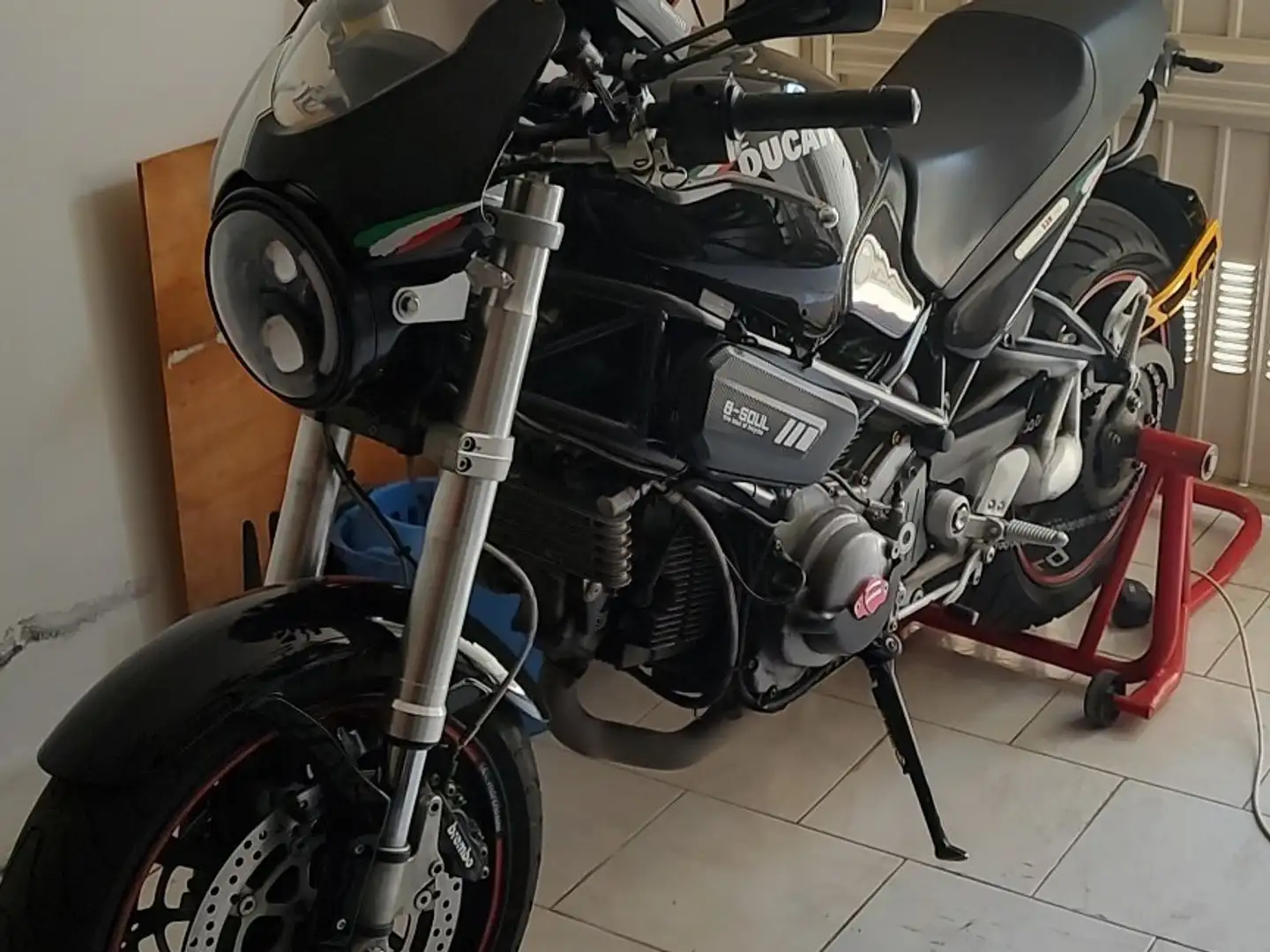 Ducati Monster S2R Negro - 1