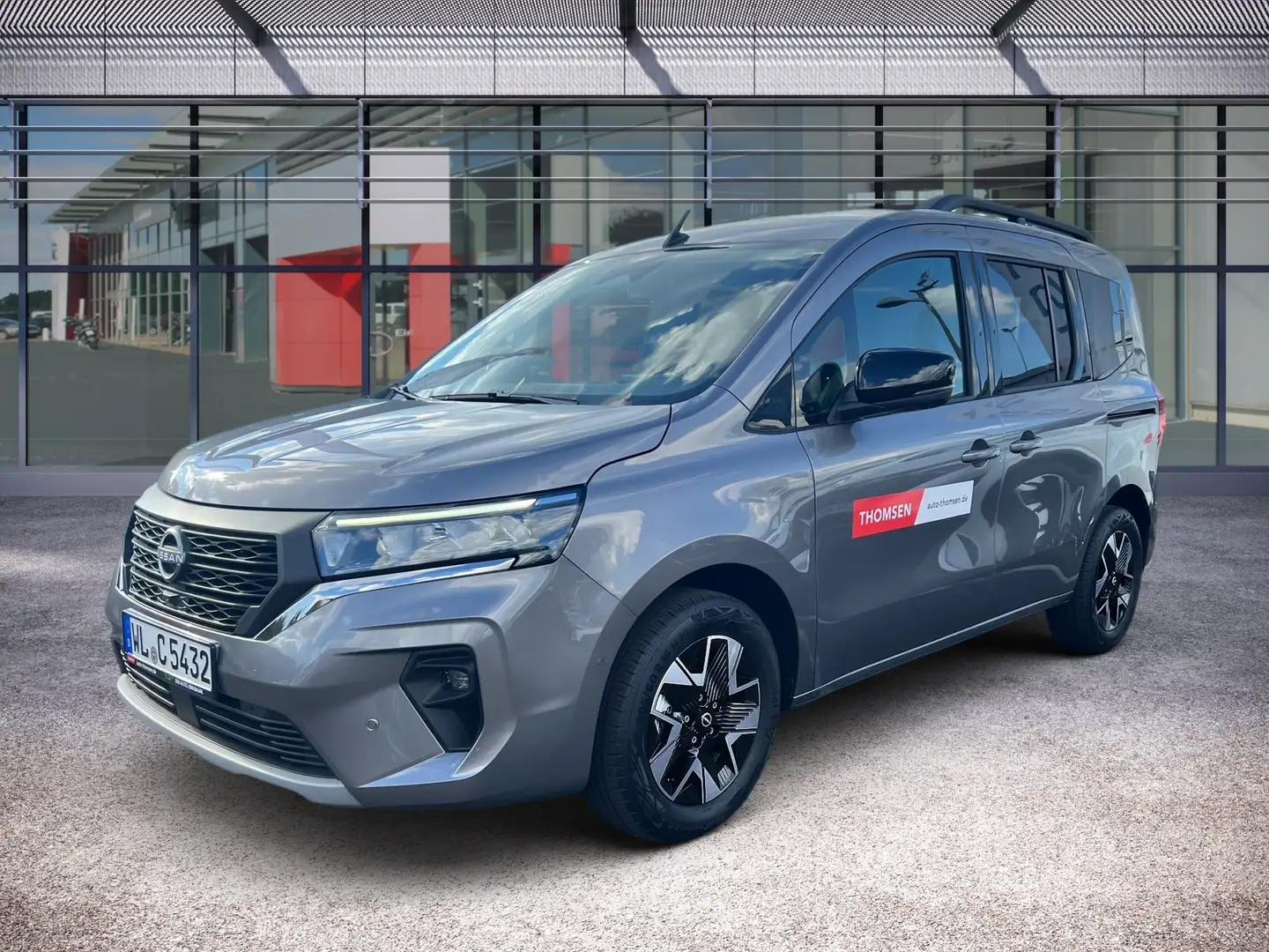 Nissan Townstar Kombi DIG-T 130 L1 Tekna Navi DSG 360 Schwarz - 2