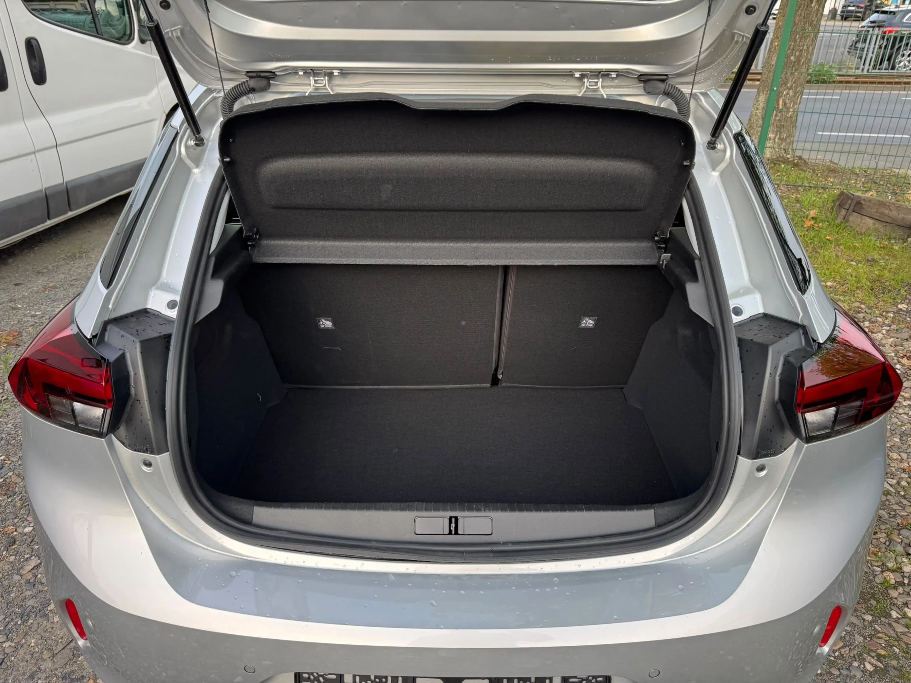 Opel Corsa Navigation Klima Tempomat PDC 1 Hand Spurhalter — photo 10