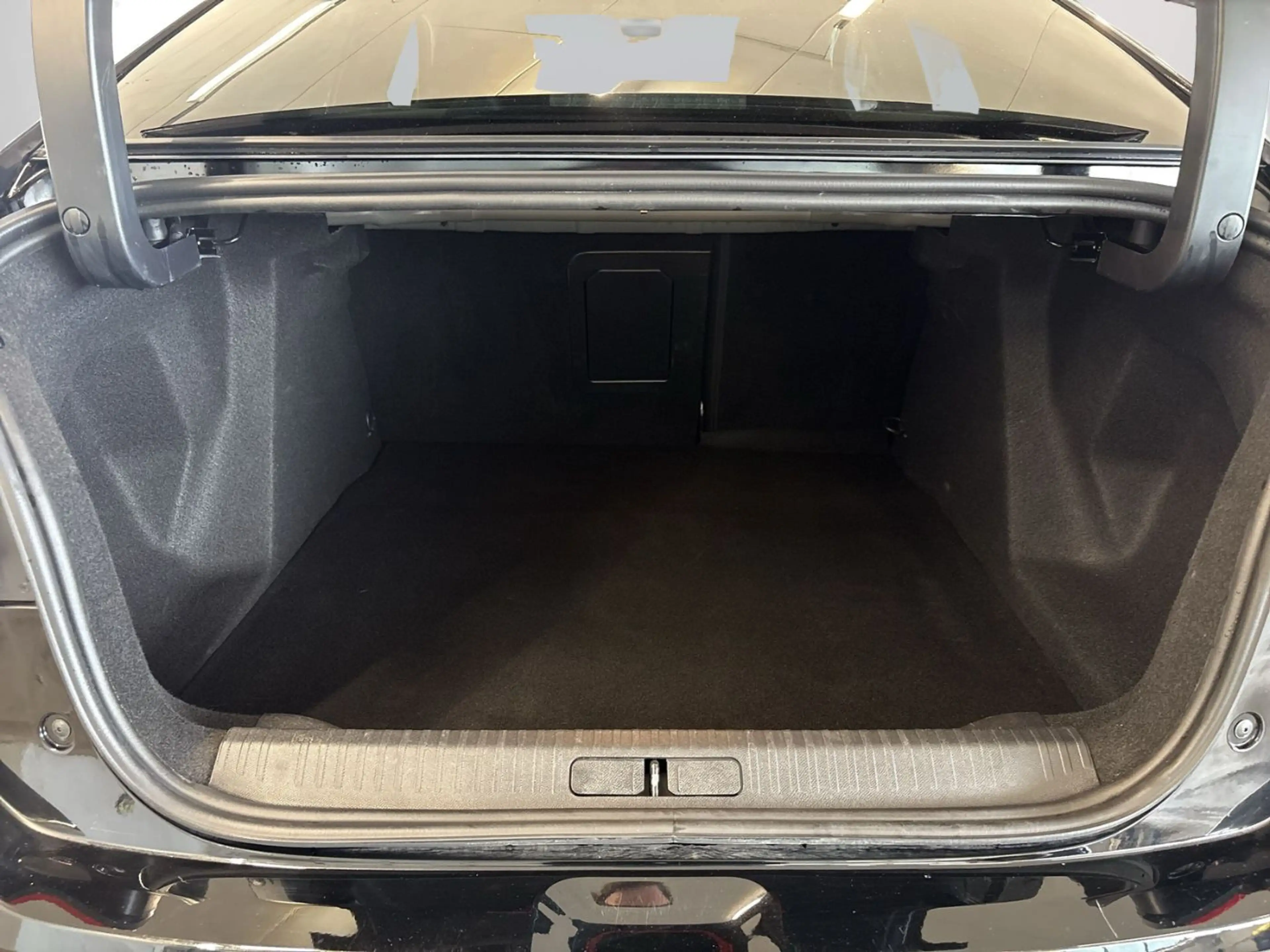 Citroen C4 X 1.2 PureTech MAX LED+Navi+SHZ+2xKlima+Kam. — photo 12