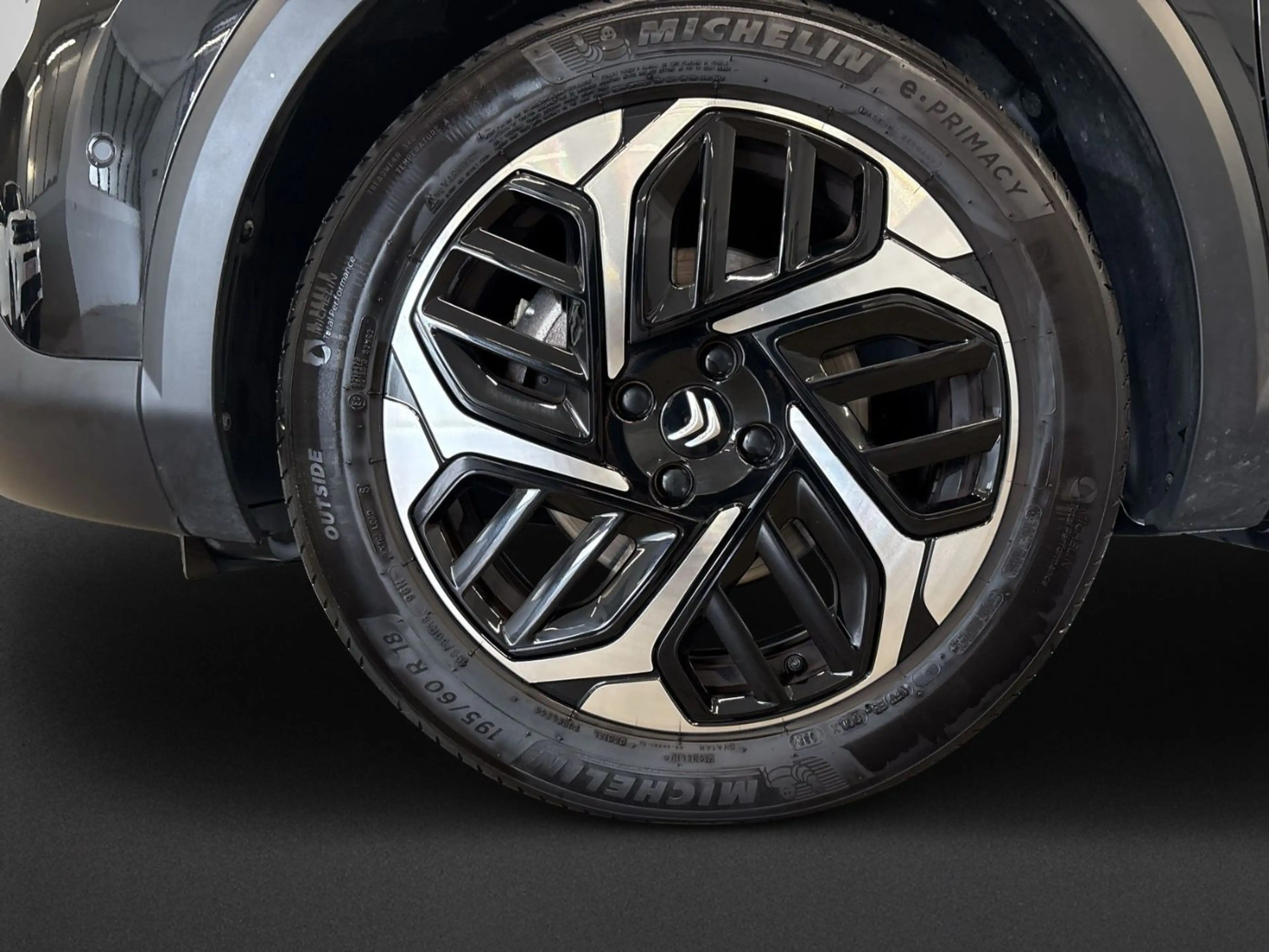 Citroen C4 X 1.2 PureTech MAX LED+Navi+SHZ+2xKlima+Kam. — photo 9