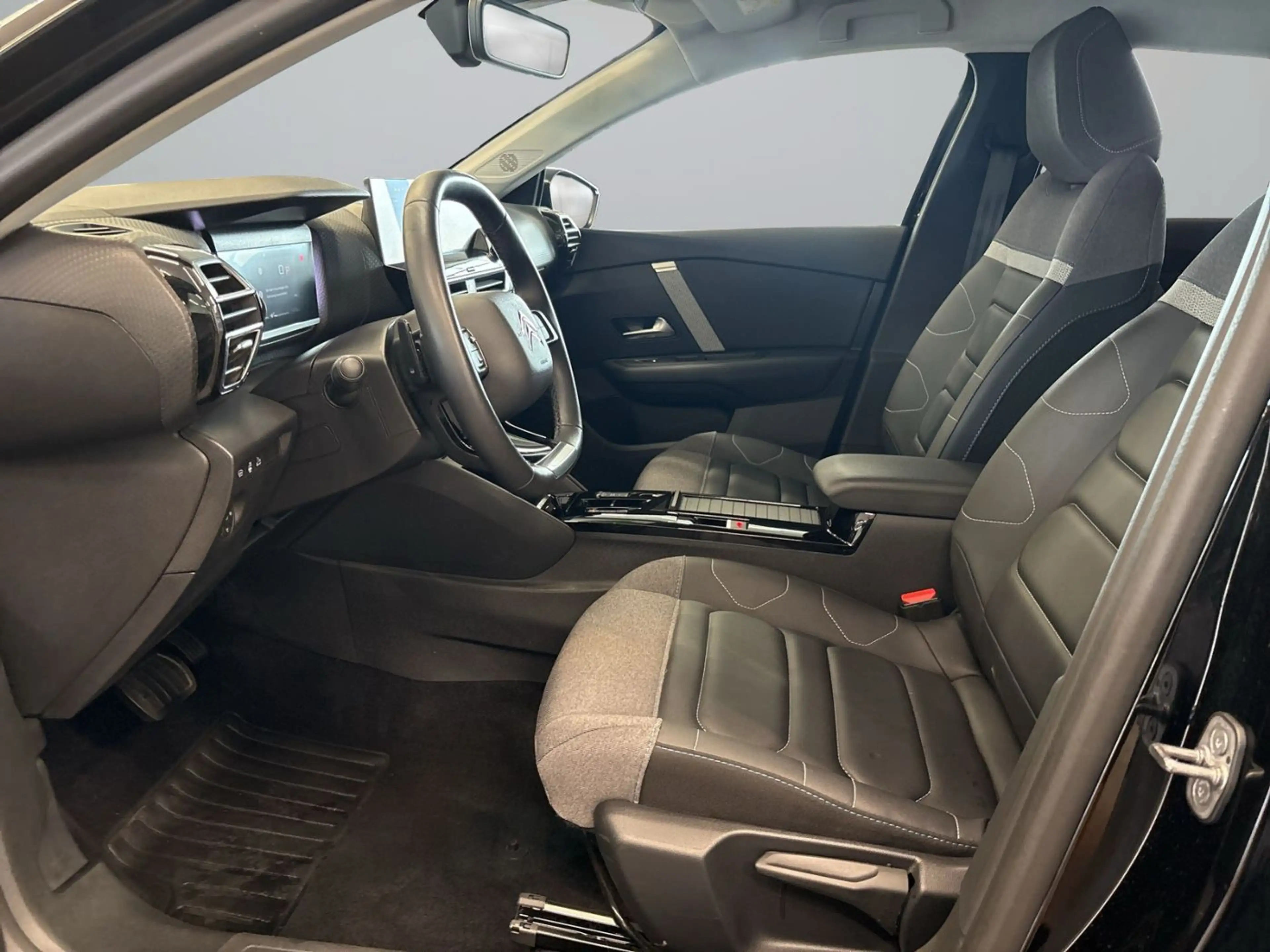 Citroen C4 X 1.2 PureTech MAX LED+Navi+SHZ+2xKlima+Kam. — photo 10