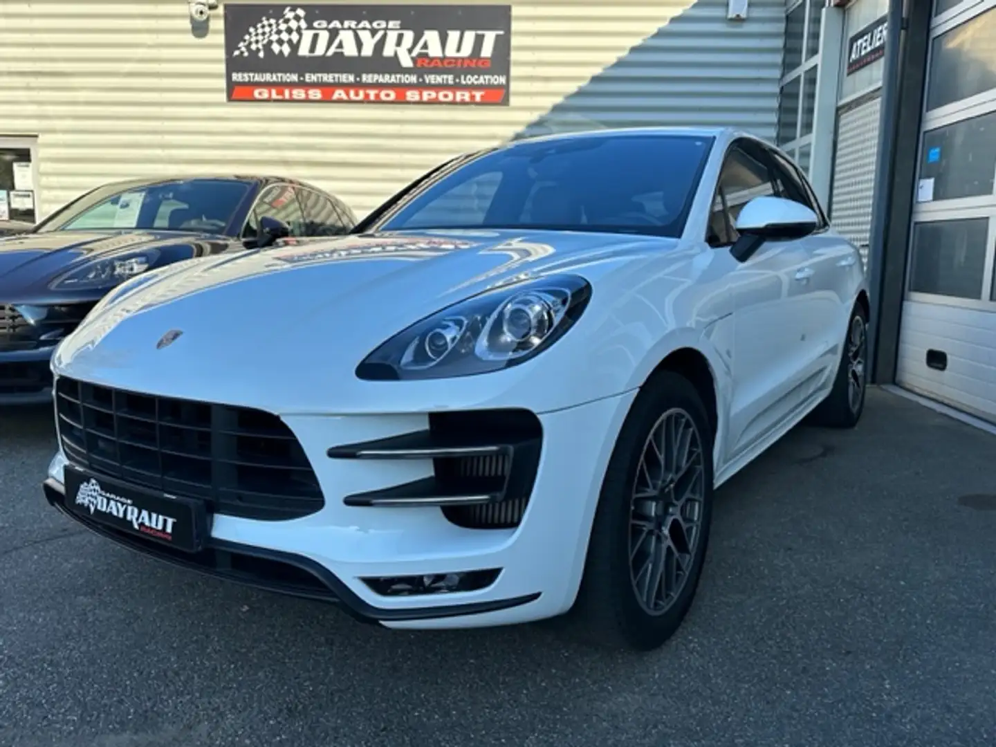 Porsche Macan TURBO 3.6 V6 440CV ***PACK PERFORMANCE***PASM/CHRONO/PSE/ Weiß - 1