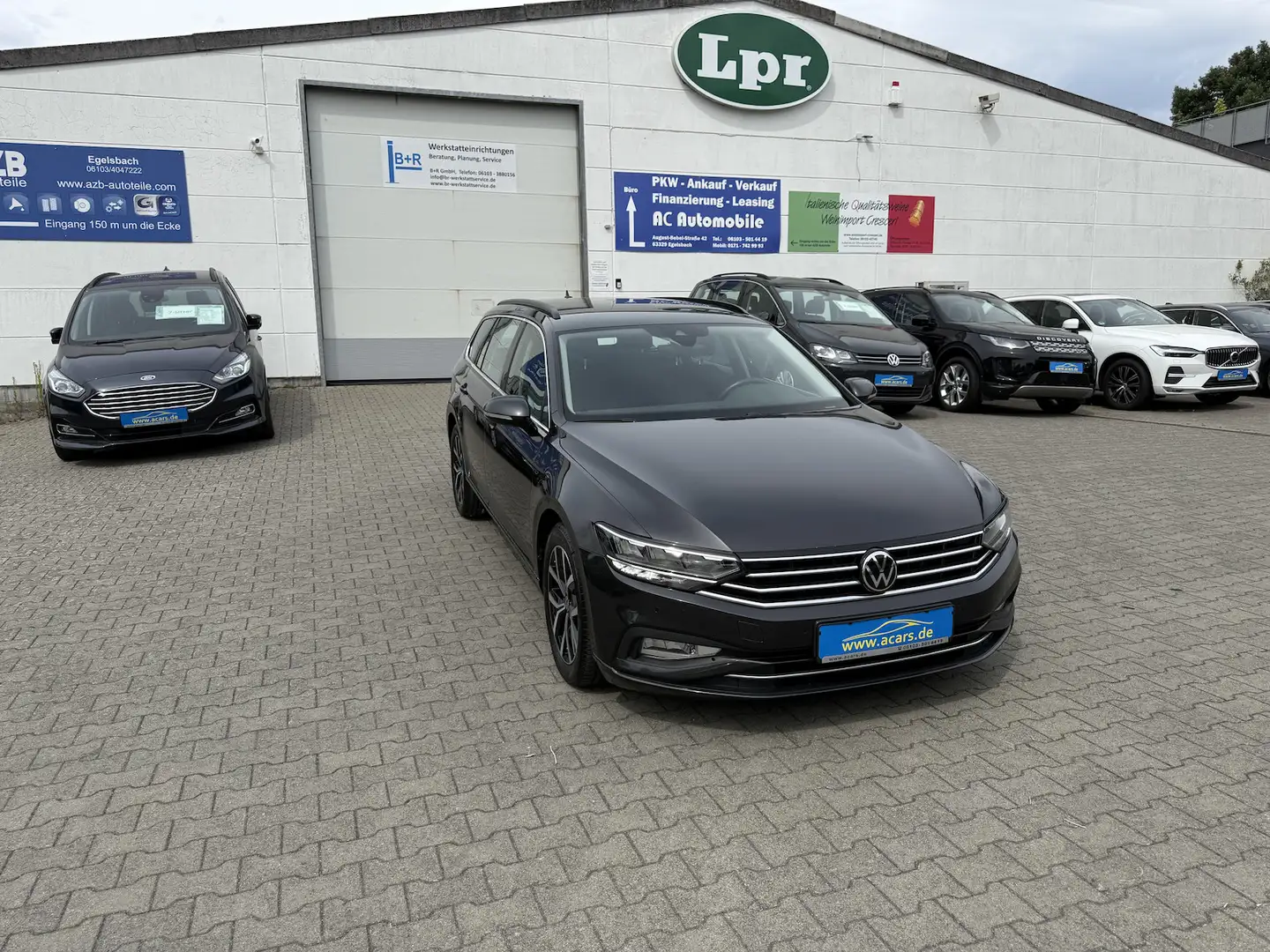 Volkswagen Passat Variant Busin 2,0 TDI SCR Navi LED ACC Kamera SHA AHK PDC Grigio - 2