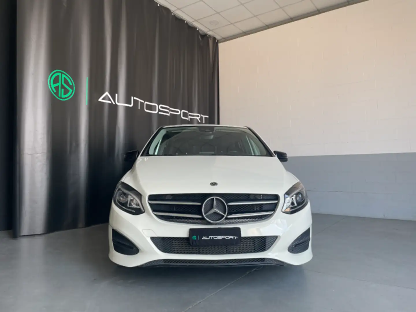 Mercedes-Benz B 180 B 180 CDI Automatic Sport Bianco - 2