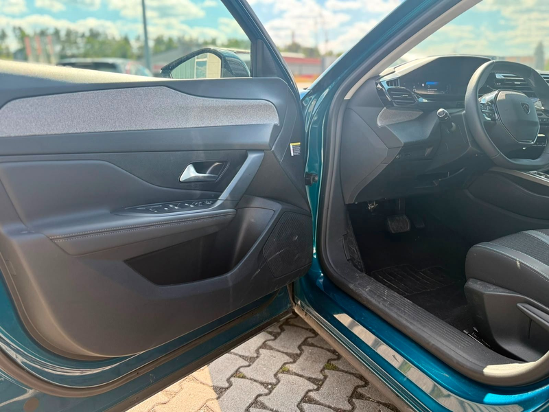 Peugeot 408 Allure Hybrid 145PS e-DSC6 *360° KAMERA* — photo 14