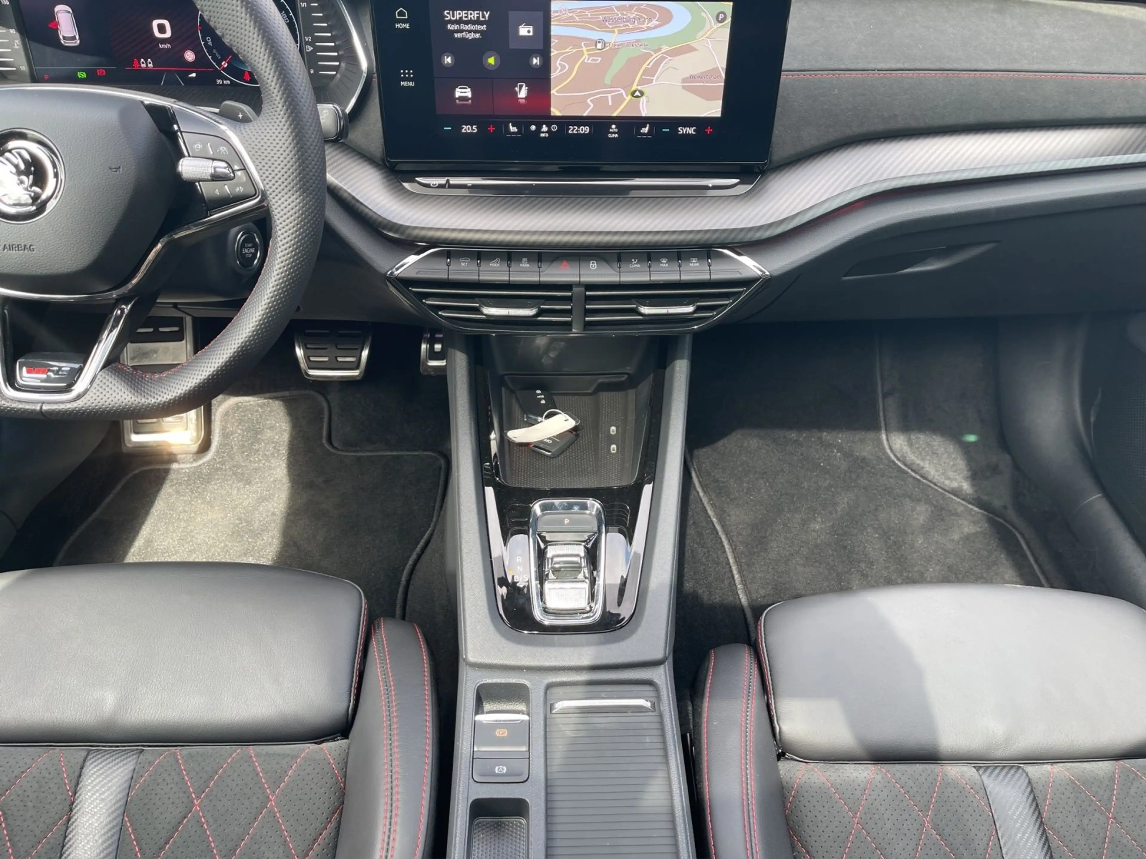 Skoda Octavia Combi 2.0 TDI DSG - RS Final Edition — photo 15