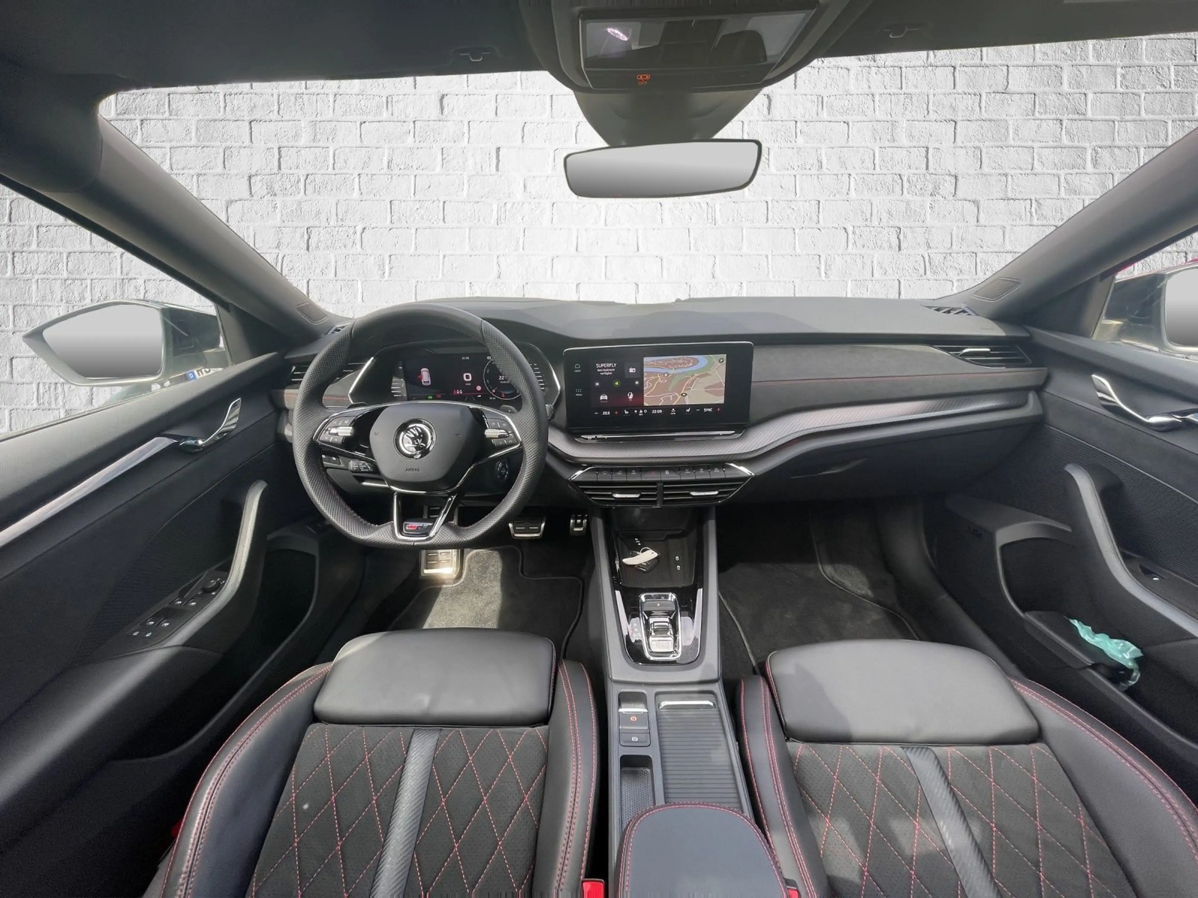 Skoda Octavia Combi 2.0 TDI DSG - RS Final Edition — photo 13
