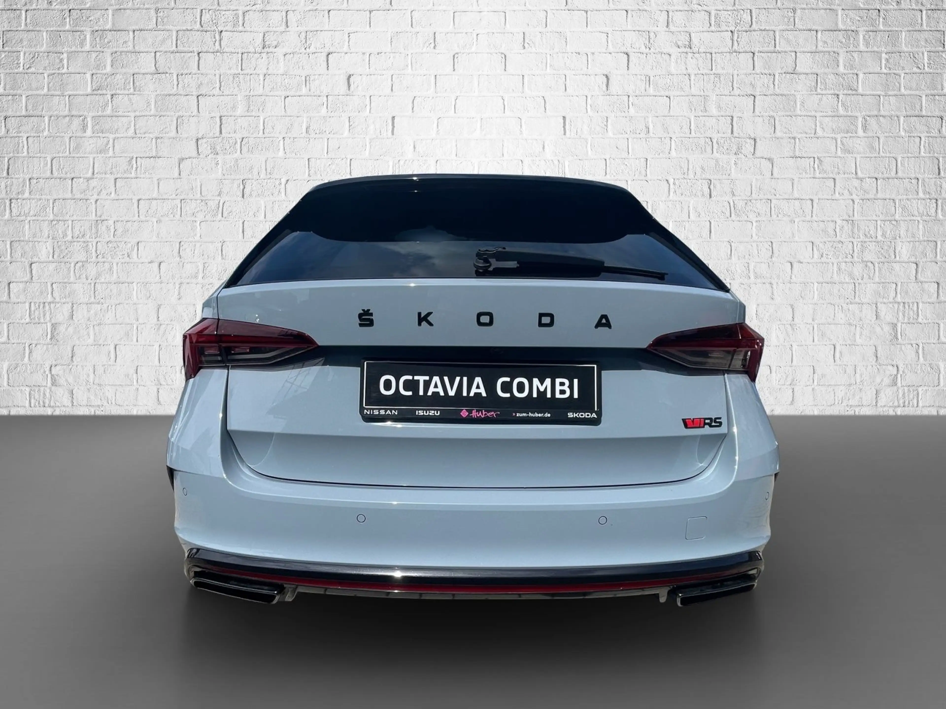 Skoda Octavia Combi 2.0 TDI DSG - RS Final Edition — photo 4