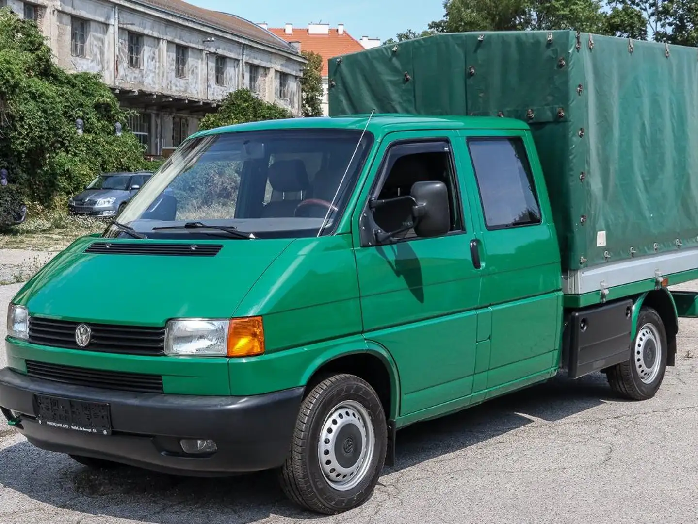 Volkswagen T4 DoKa Grün - 1