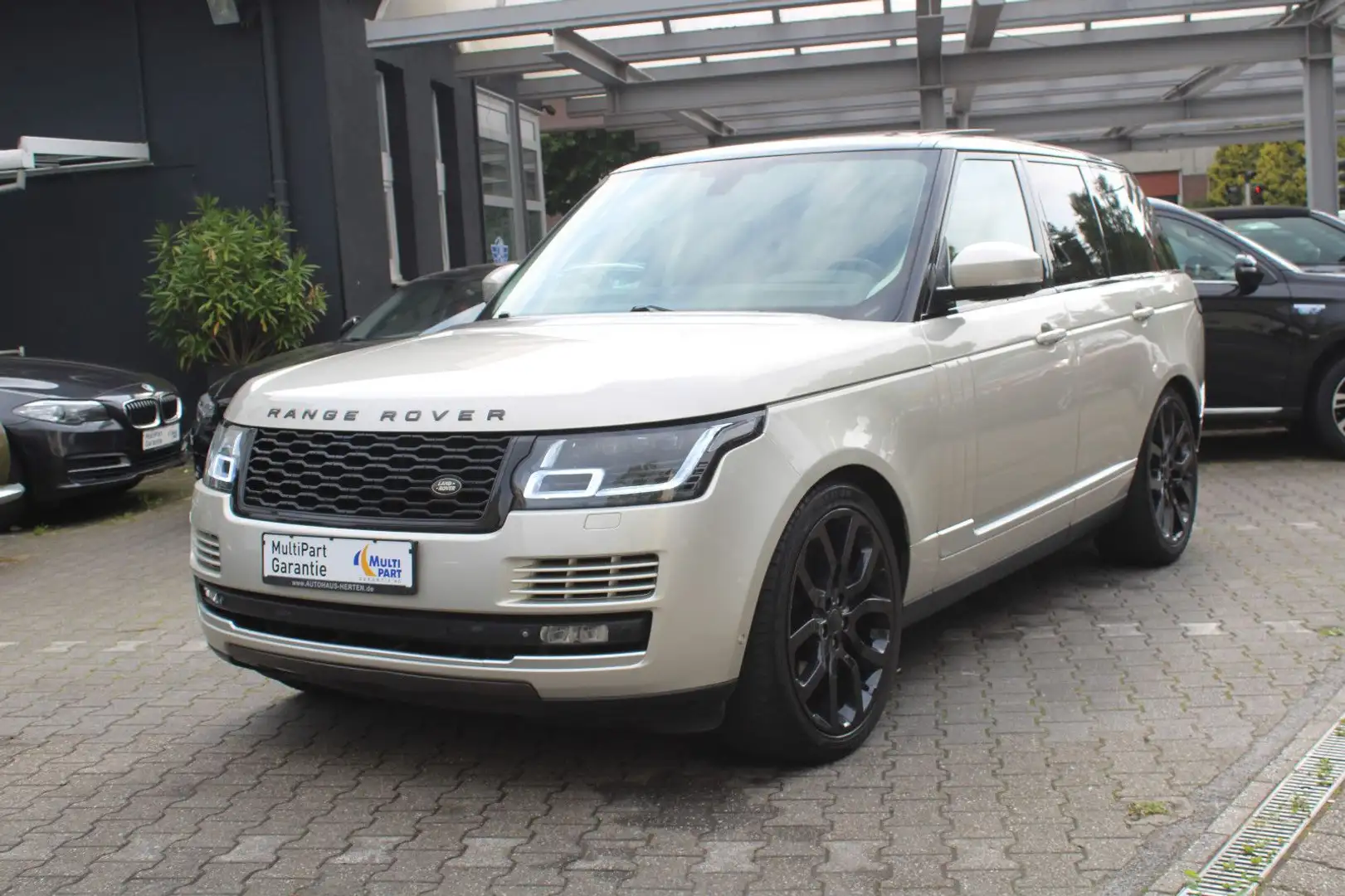 Land Rover Range Rover 4.4dV8 Vogue*FACELIFT UMBAU*MAX VOLL Beige - 1