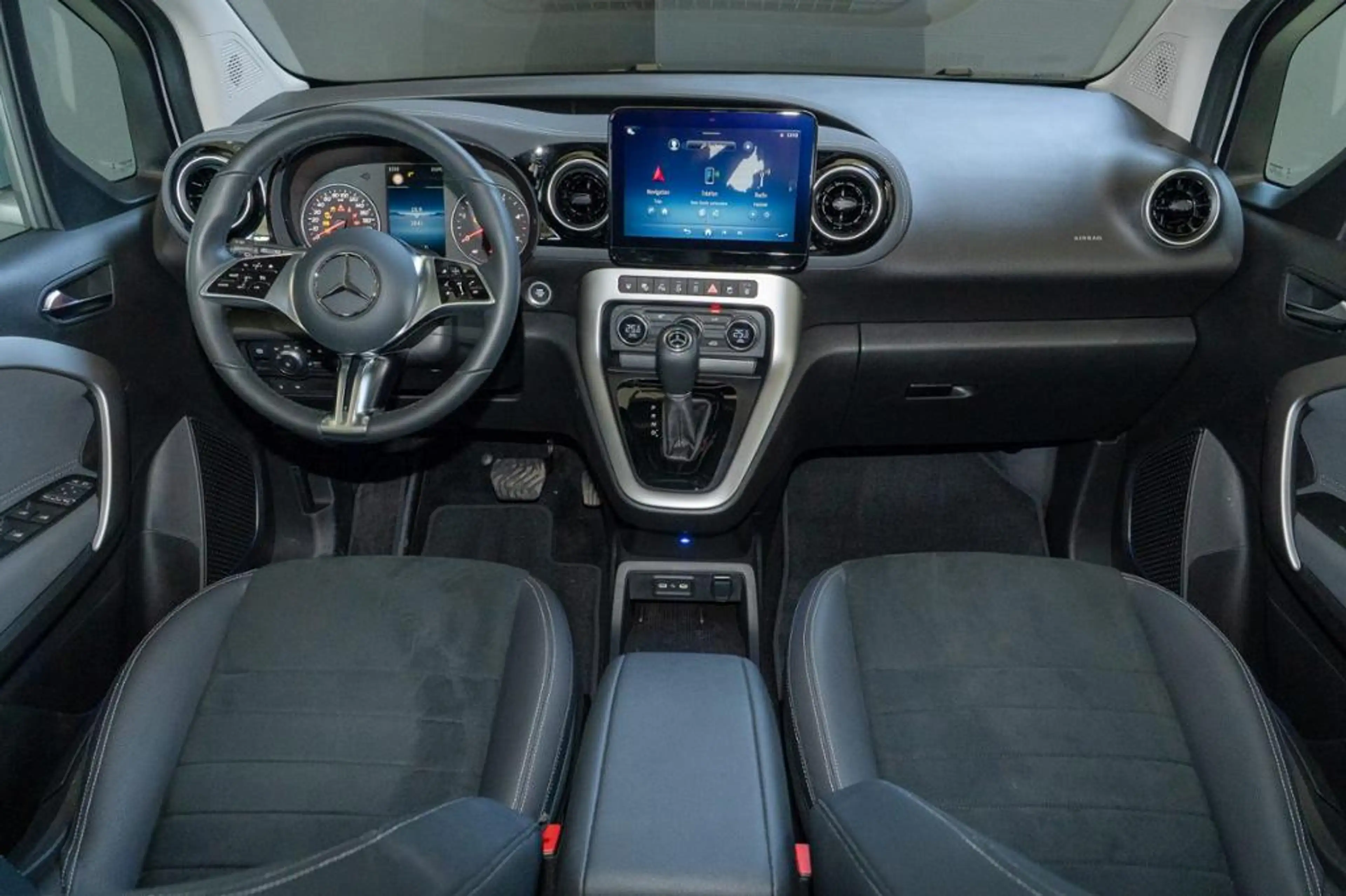 Mercedes-Benz T-Class T 180 d *Edition Navi LED Kam KeyGo — photo 7