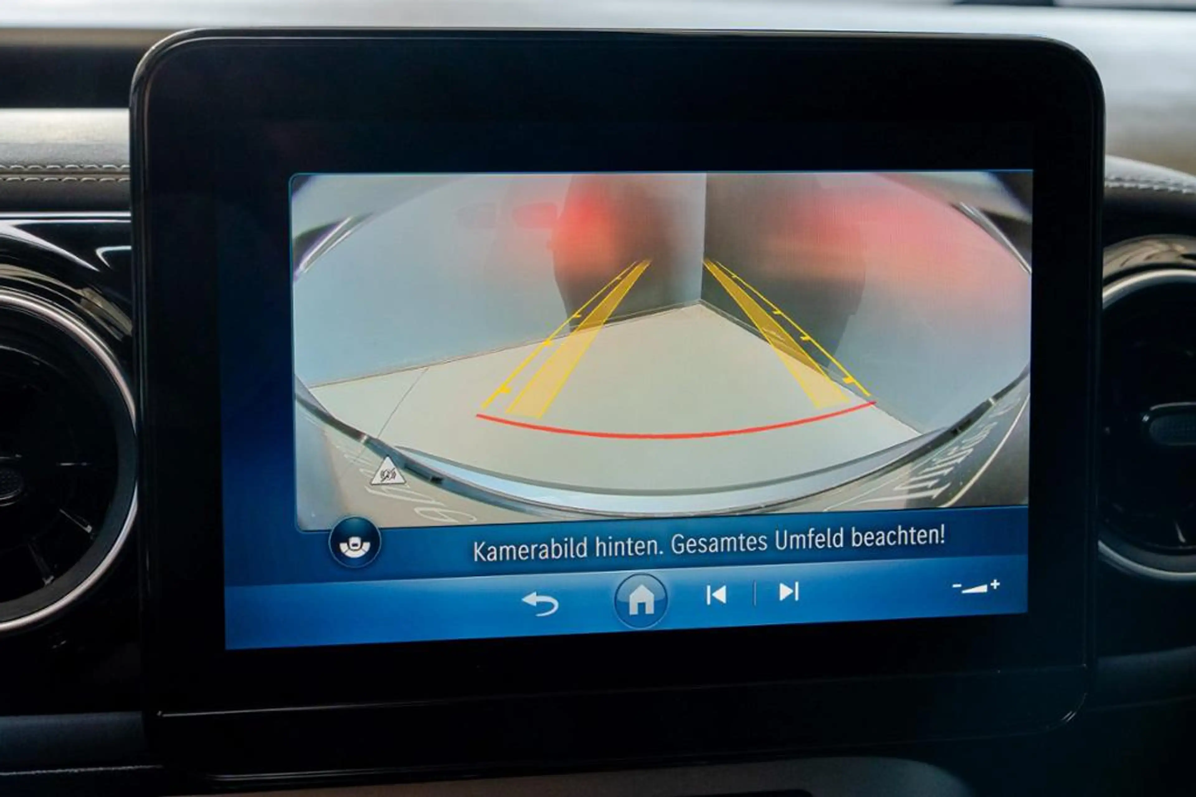 Mercedes-Benz T-Class T 180 d *Edition Navi LED Kam KeyGo — photo 14