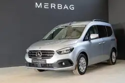 Mercedes-Benz T-Class d *Edition Navi LED Kamera KeyGo 7G AUT