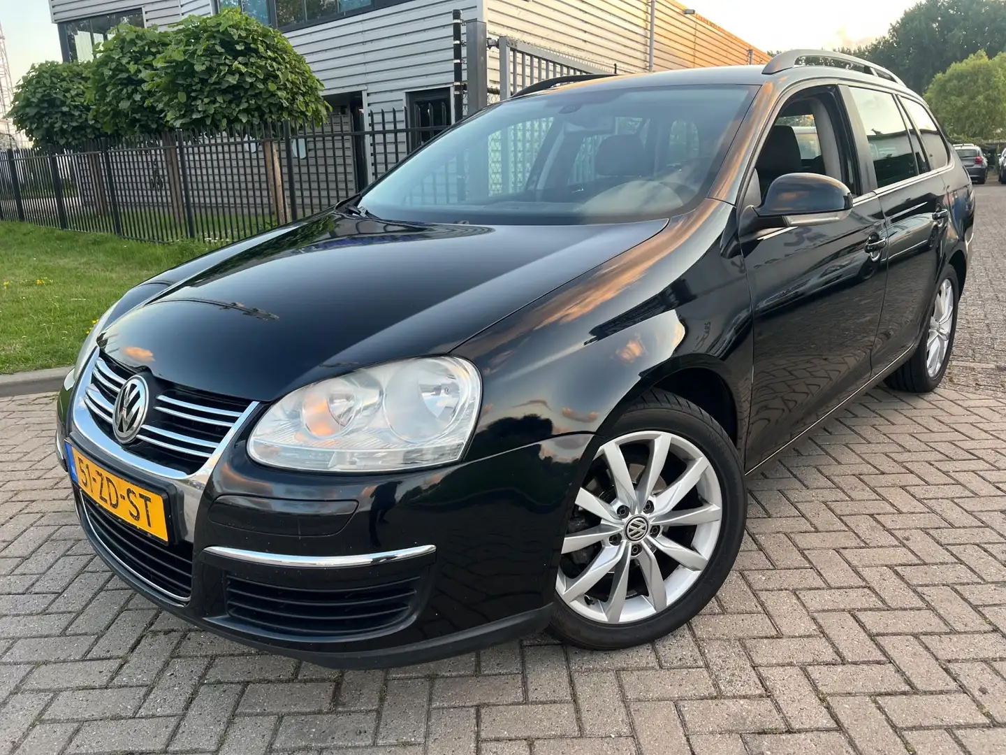 Volkswagen Golf Variant 1.9 TDI Comfortline 2008 Clima Cruise Navi Negro - 2
