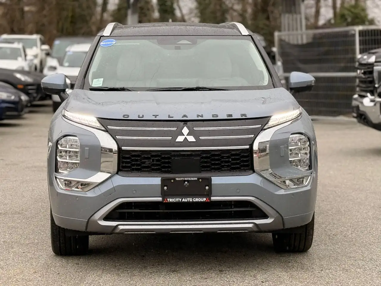 Mitsubishi Outlander снимка Mitsubishi Outlander