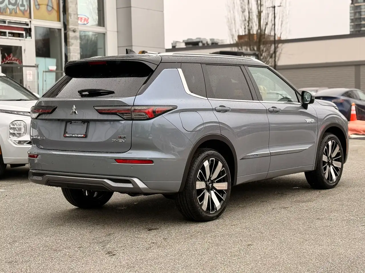 Mitsubishi Outlander снимка Mitsubishi Outlander
