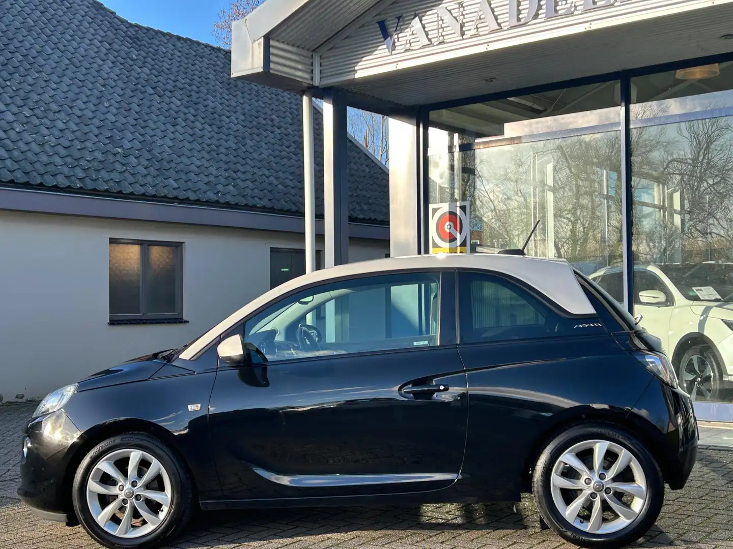 Opel Adam 1.0 Turbo Jam Favourite Airco Cruise Park.Sens DAB Noir - 2