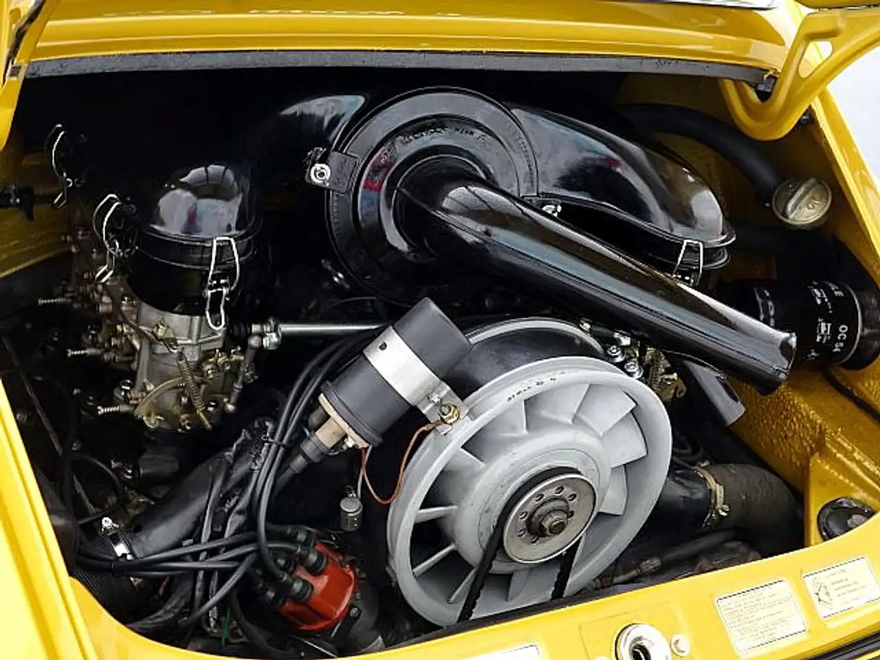 Porsche 911 2.4T Coupe Restauriert! 59.000,- investiert, foto 11