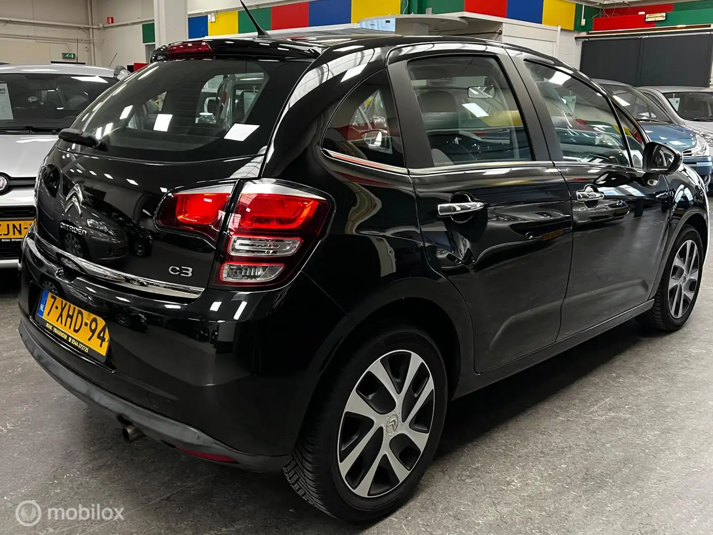 Citroen C3 1.2 VTi Collection Bj 2014 / Airco / Cruise Cntrl Schwarz - 2